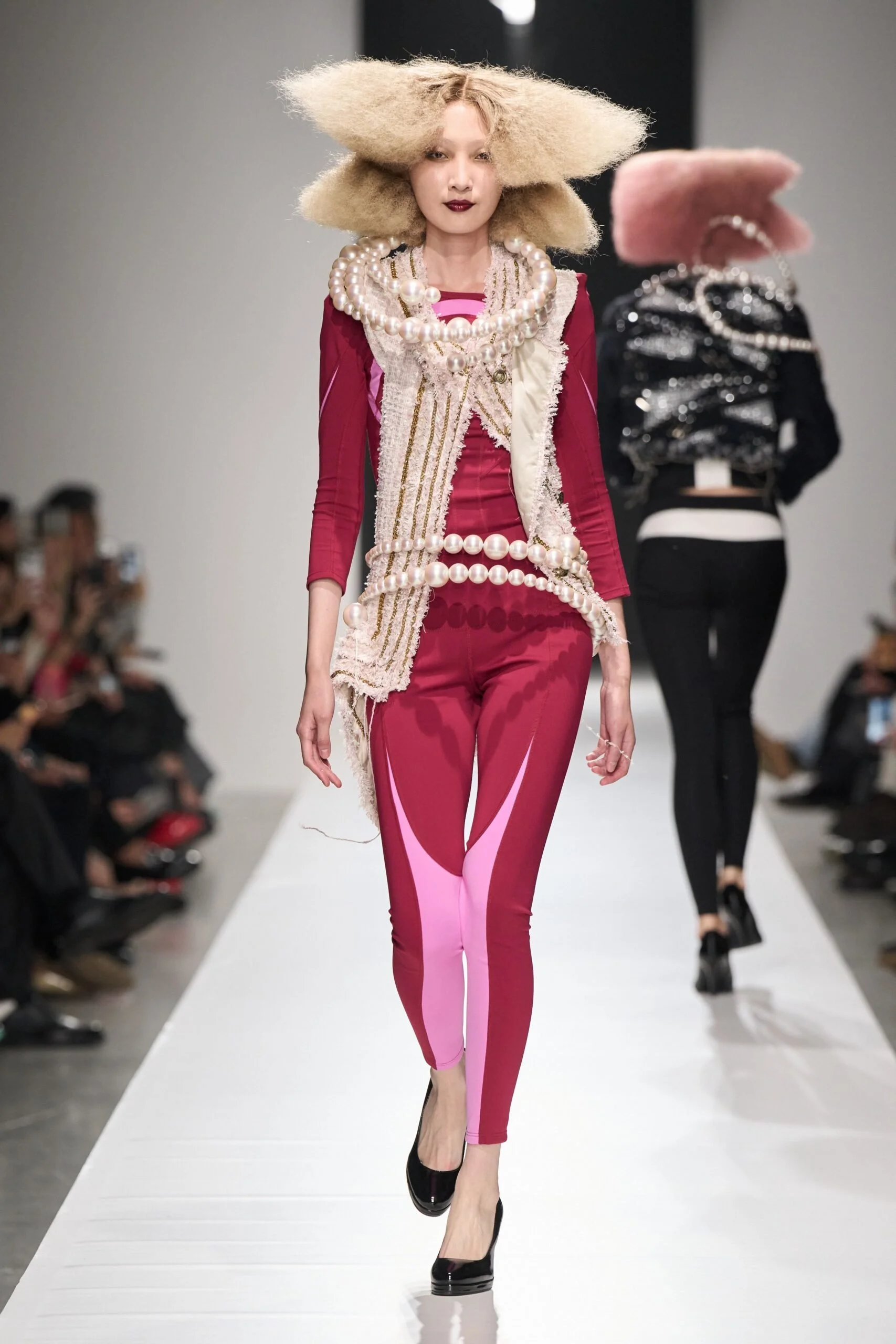 junya-watanabe-spring-2027-ready-to-wear-look-28-scaled.jpg
