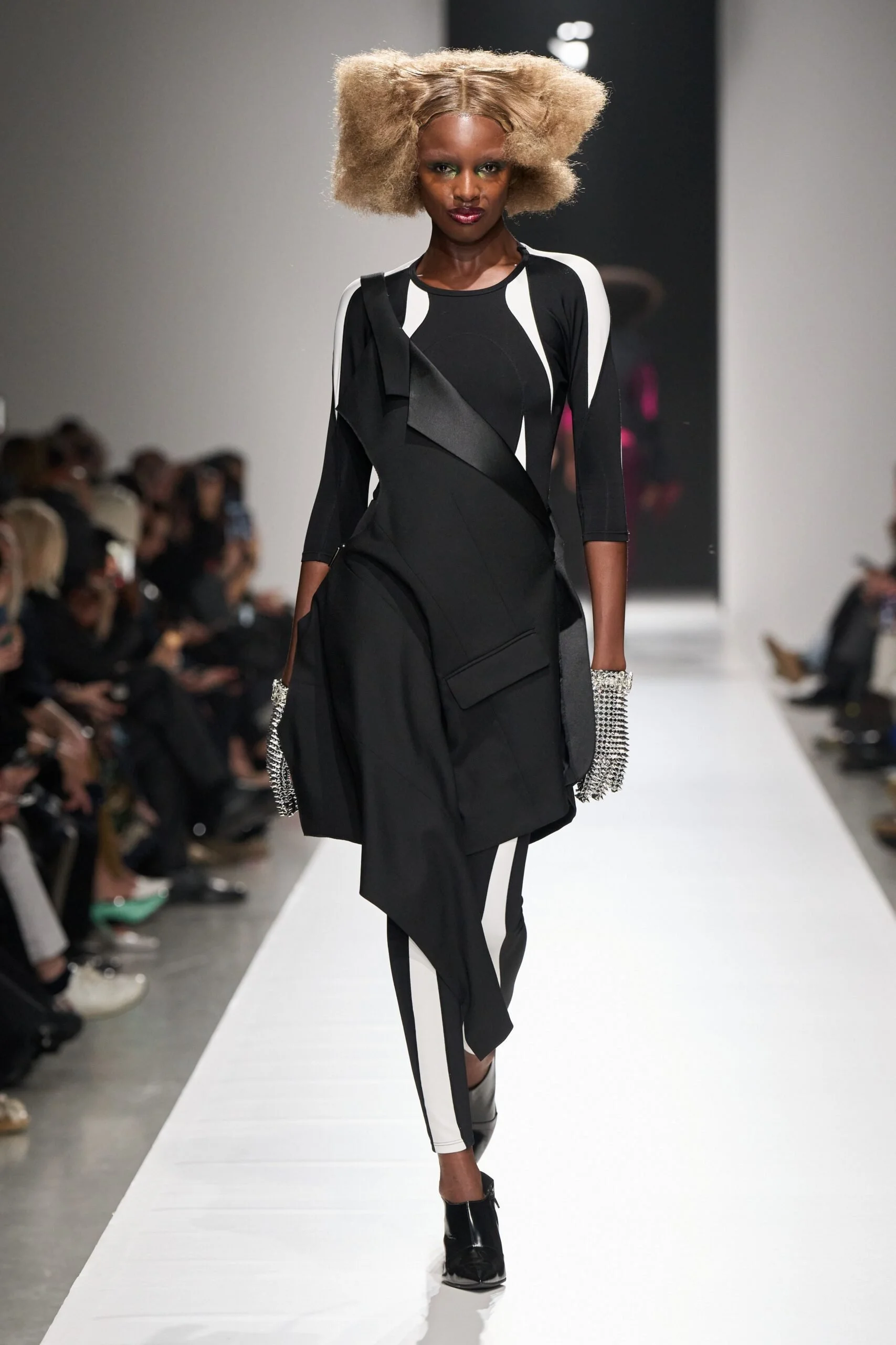 junya-watanabe-spring-2027-ready-to-wear-look-30-scaled.jpg