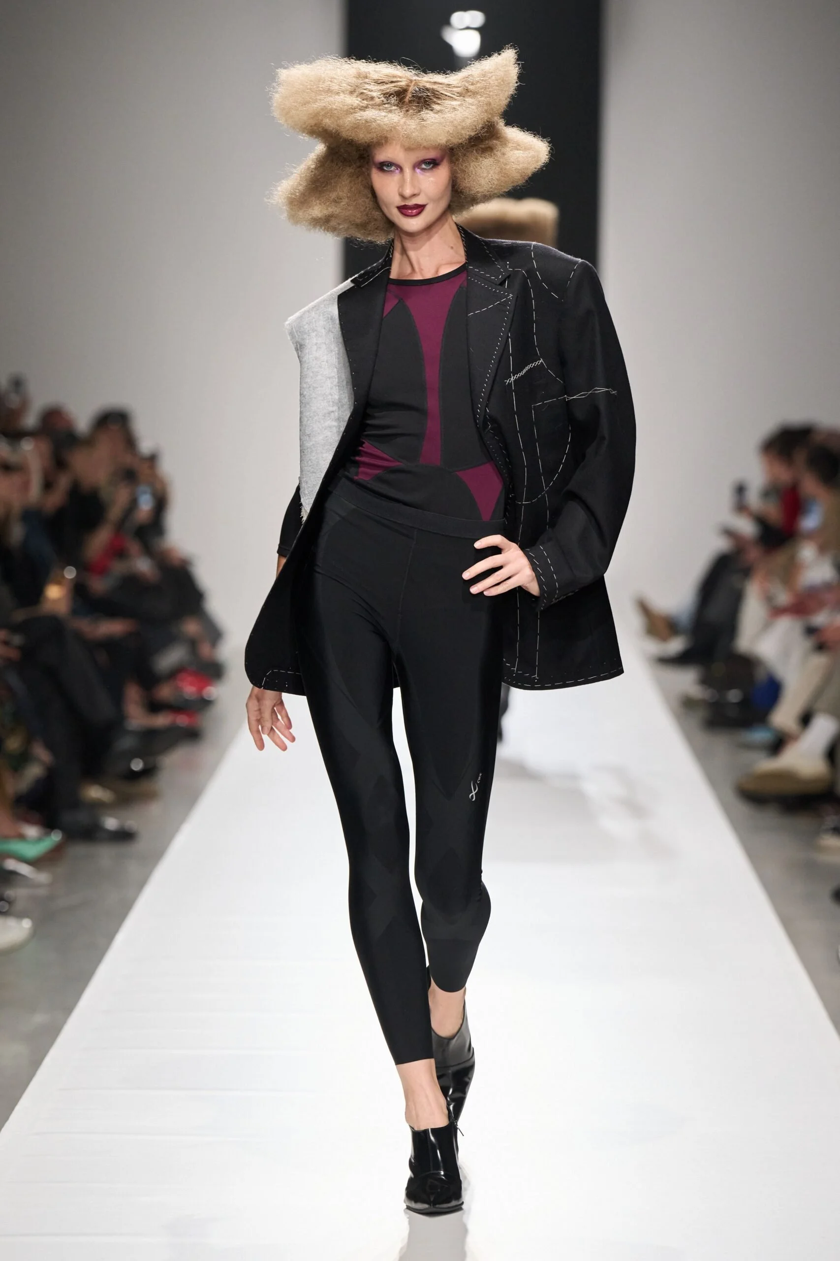 junya-watanabe-spring-2027-ready-to-wear-look-31-scaled.jpg