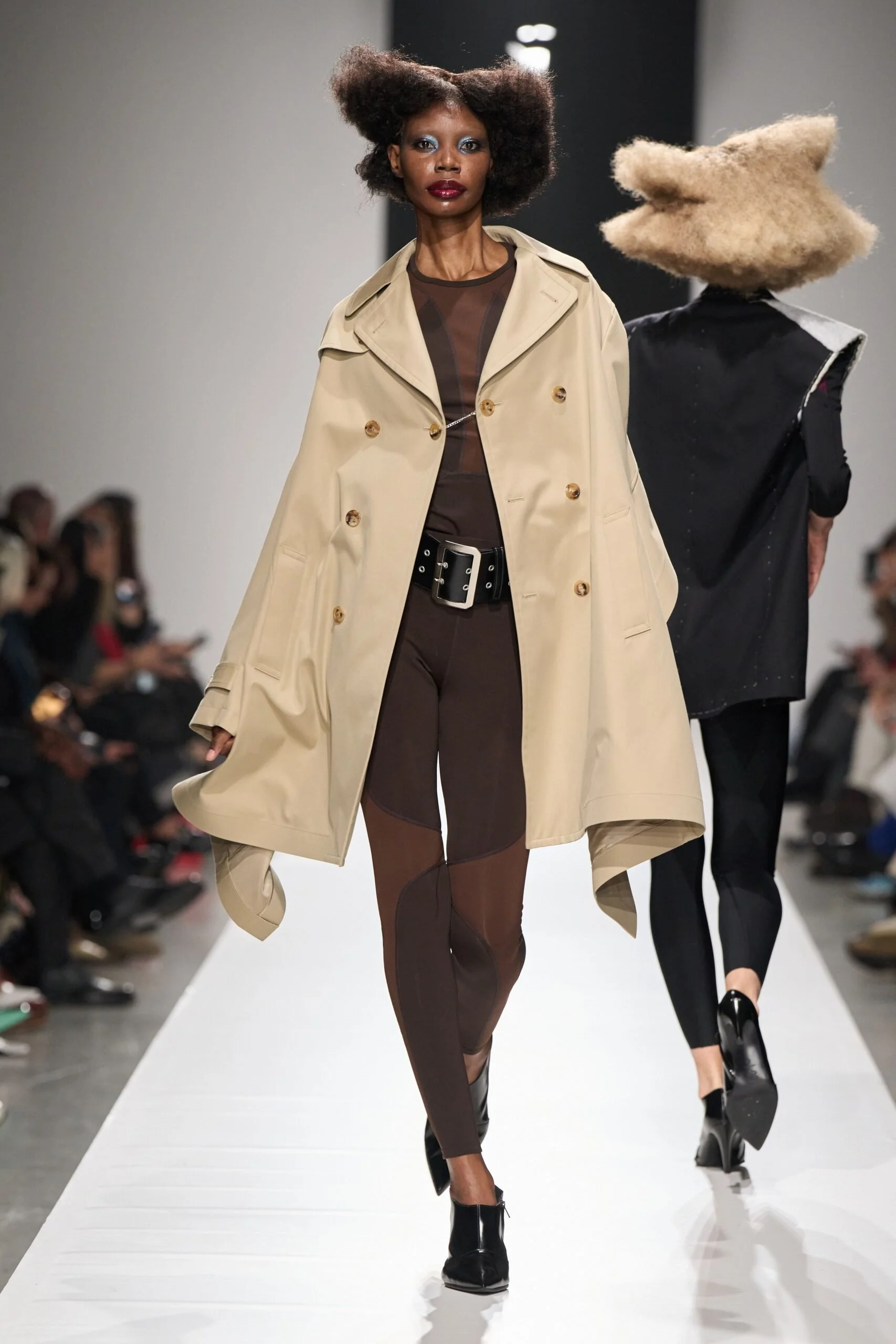 junya-watanabe-spring-2027-ready-to-wear-look-32-scaled.jpg
