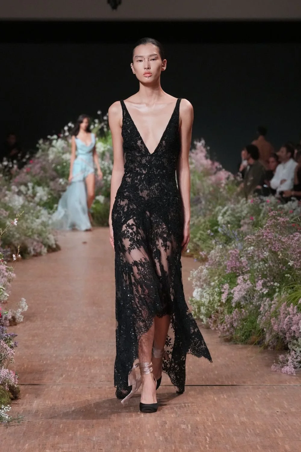 elie-saab-spring-2027-ready-to-wear-look-37.jpg