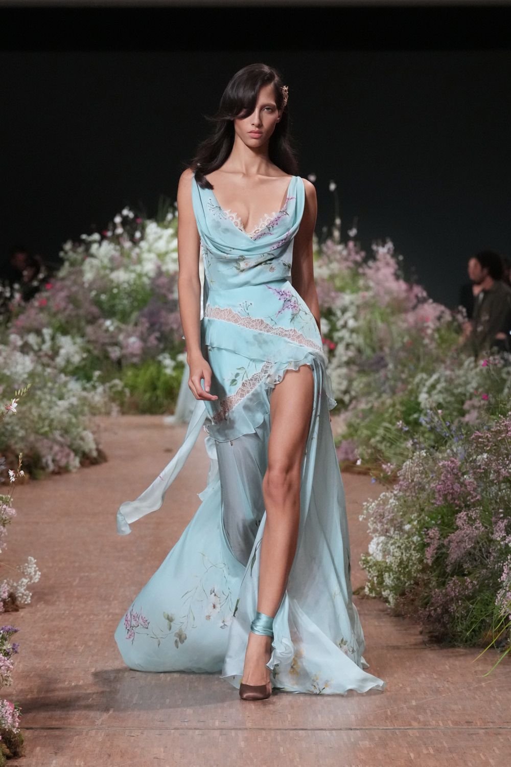 elie-saab-spring-2027-ready-to-wear-look-38.jpg