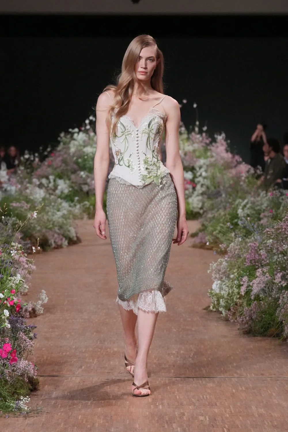 elie-saab-spring-2027-ready-to-wear-look-41.jpg
