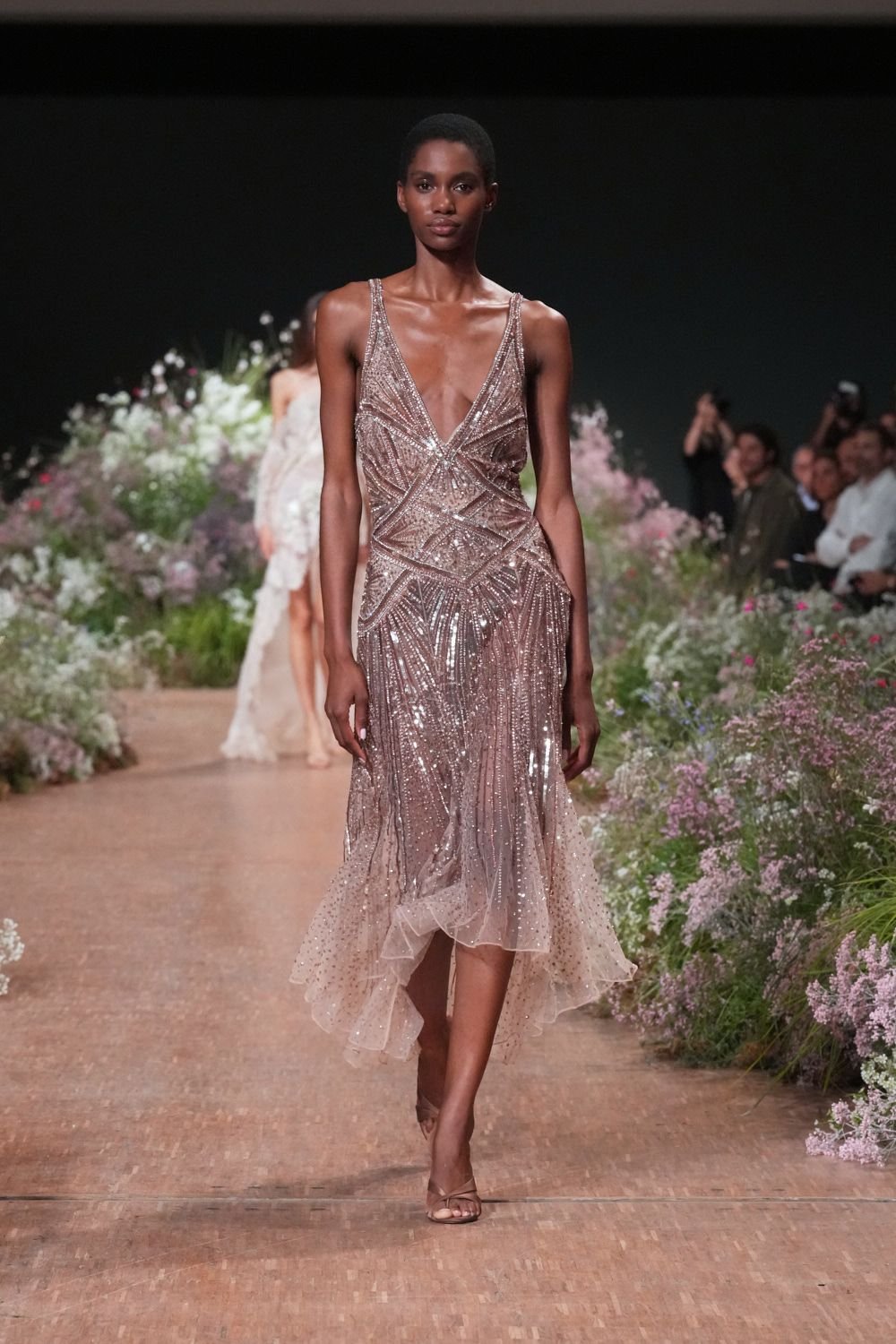 elie-saab-spring-2027-ready-to-wear-look-45.jpg