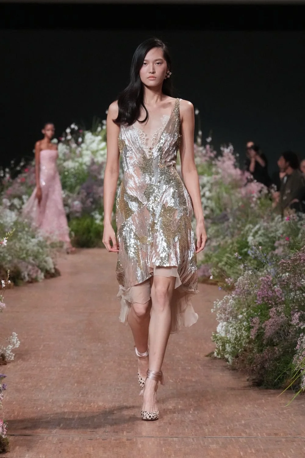 elie-saab-spring-2027-ready-to-wear-look-50.jpg