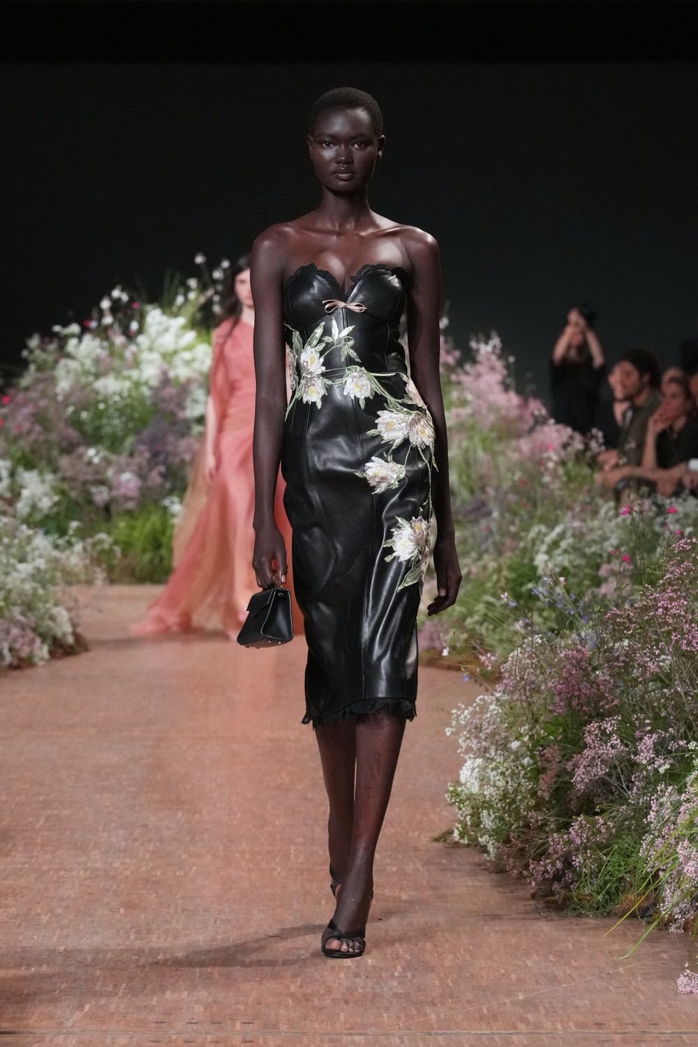 elie-saab-spring-2027-ready-to-wear-look-54.jpg