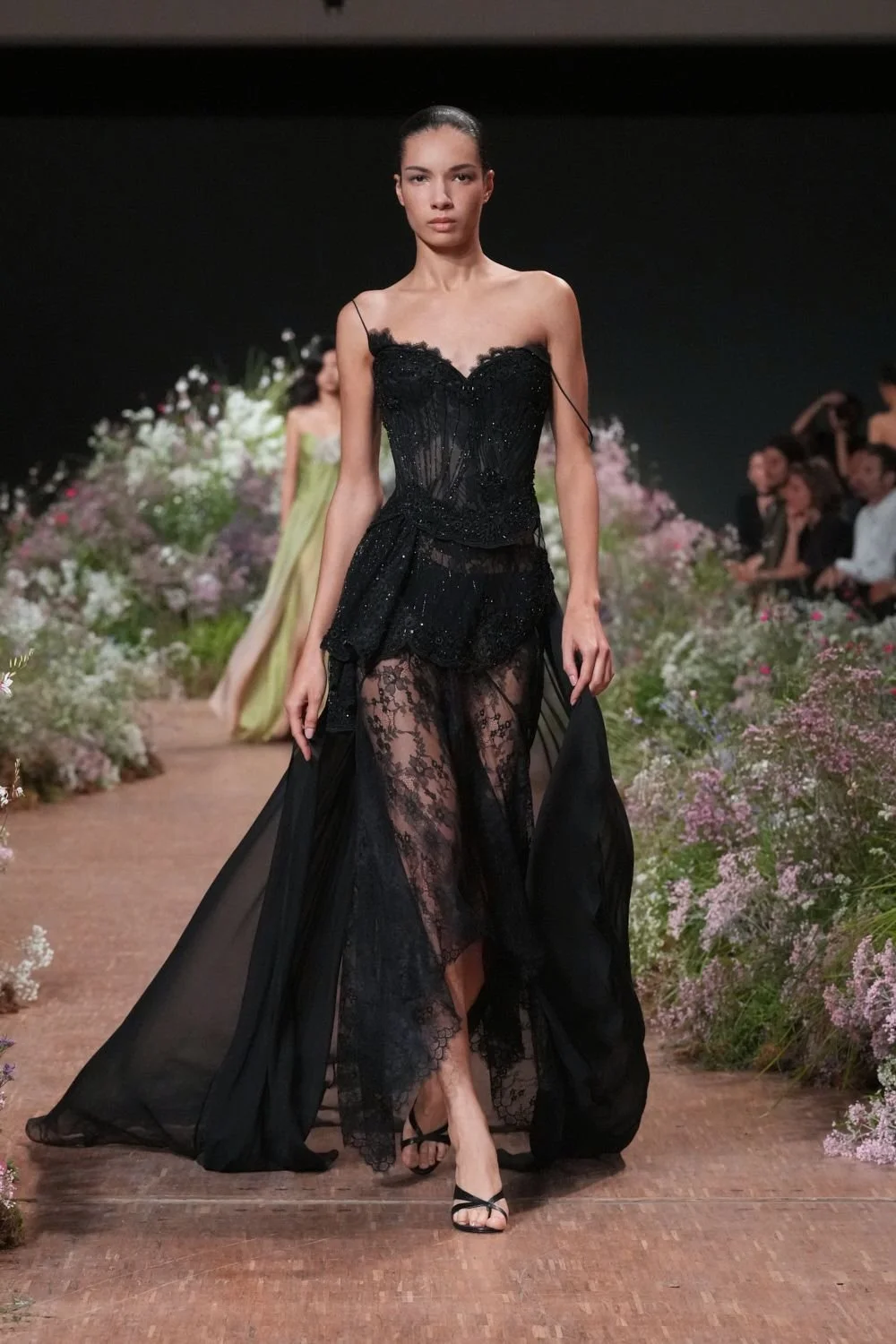 elie-saab-spring-2027-ready-to-wear-look-58.jpg