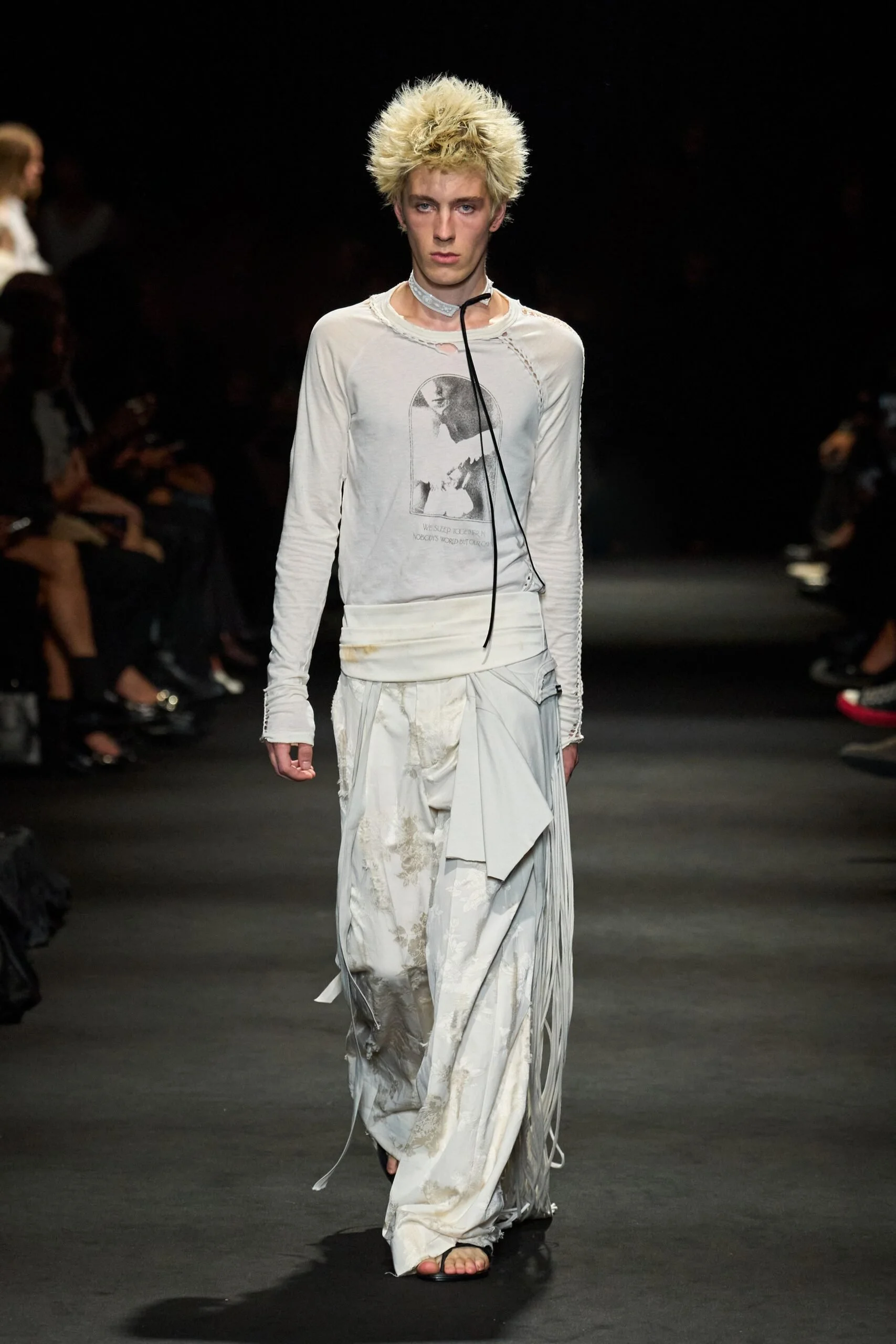 ann-demeulemeester-spring-2027-ready-to-wear-look-05-scaled.jpg