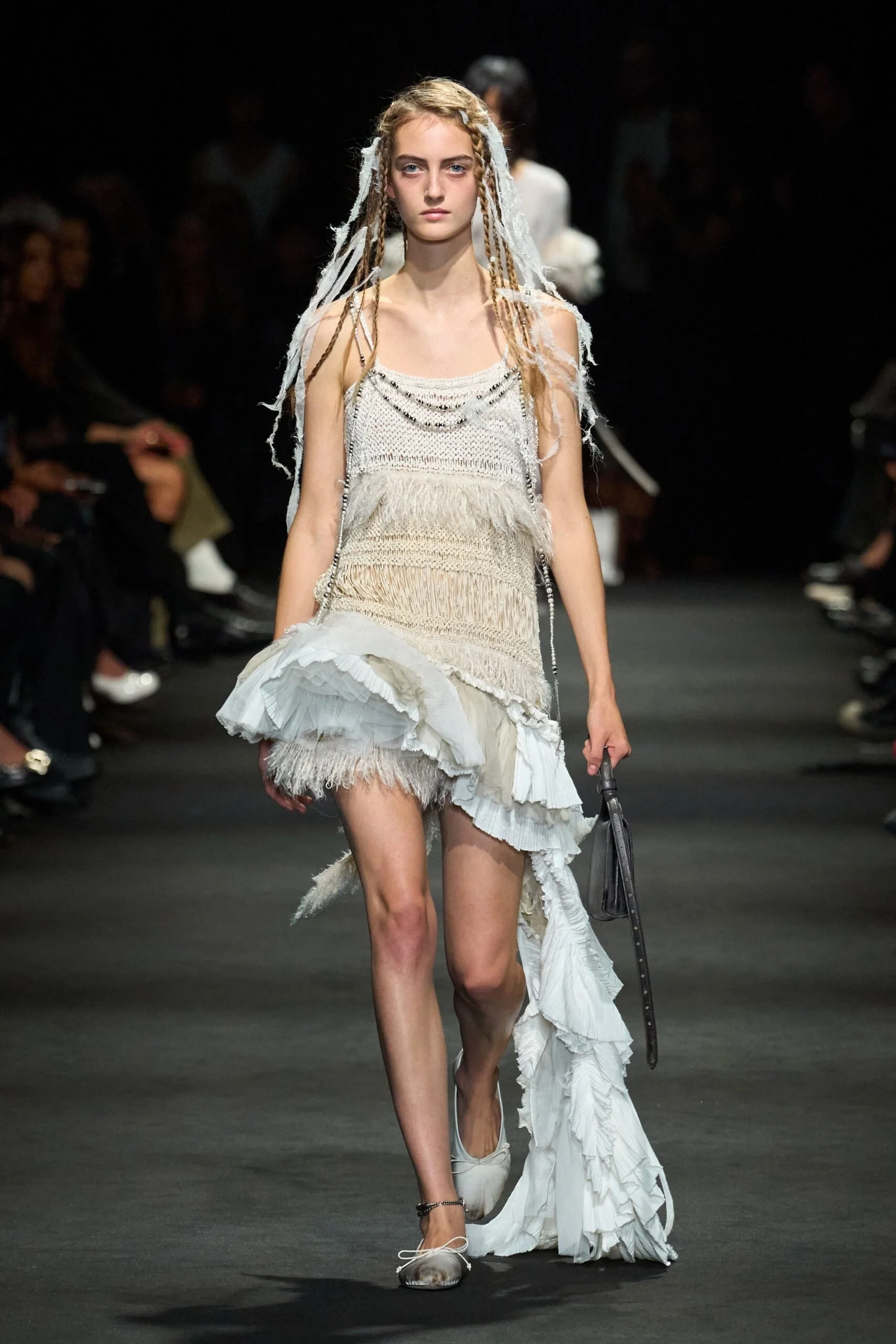 ann-demeulemeester-spring-2027-ready-to-wear-look-11-scaled.jpg