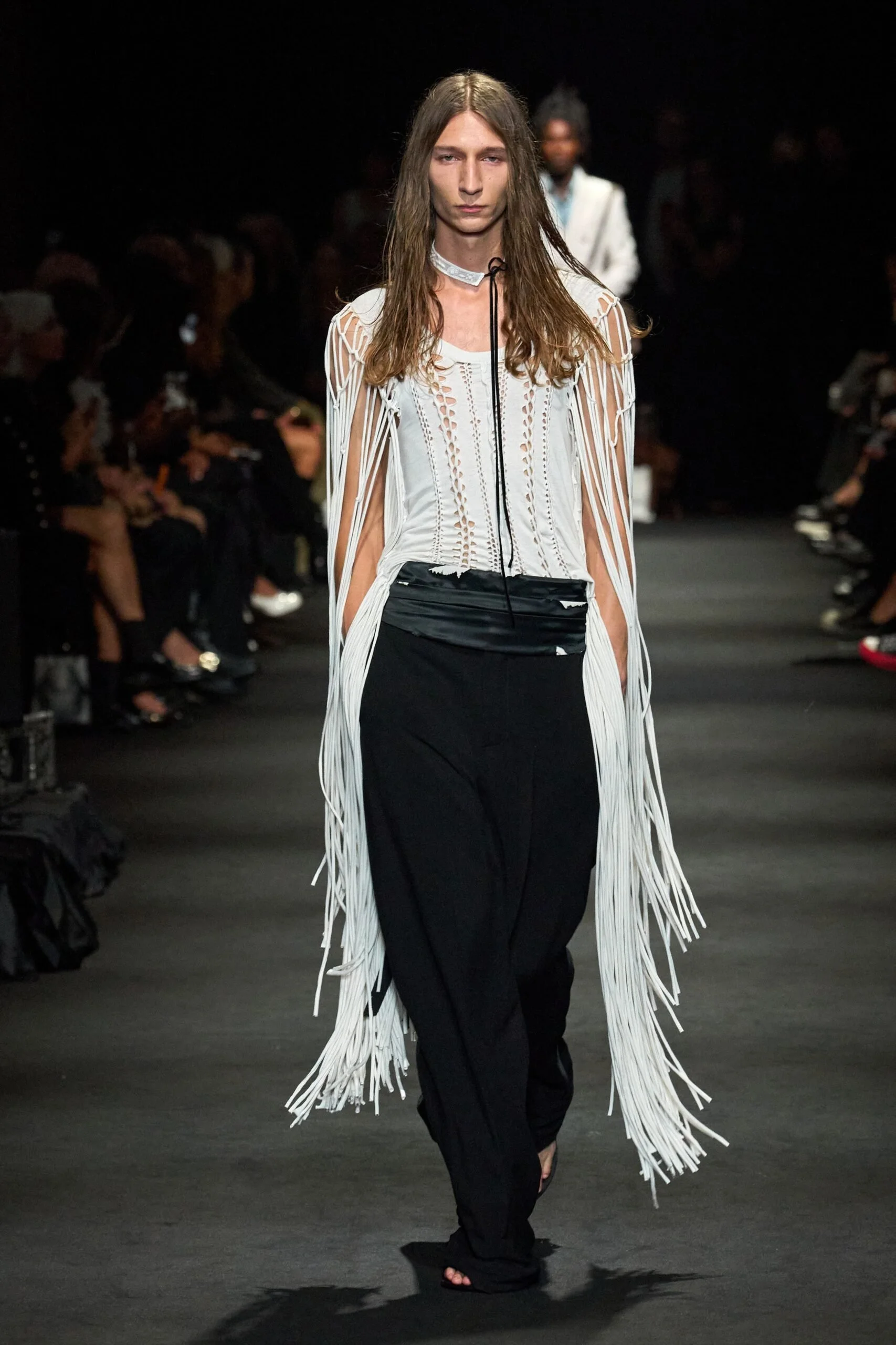ann-demeulemeester-spring-2027-ready-to-wear-look-12-scaled.jpg