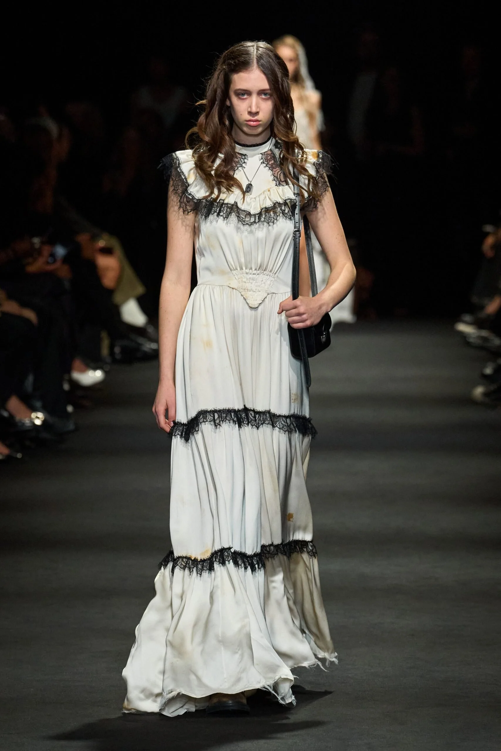 ann-demeulemeester-spring-2027-ready-to-wear-look-15-scaled.jpg