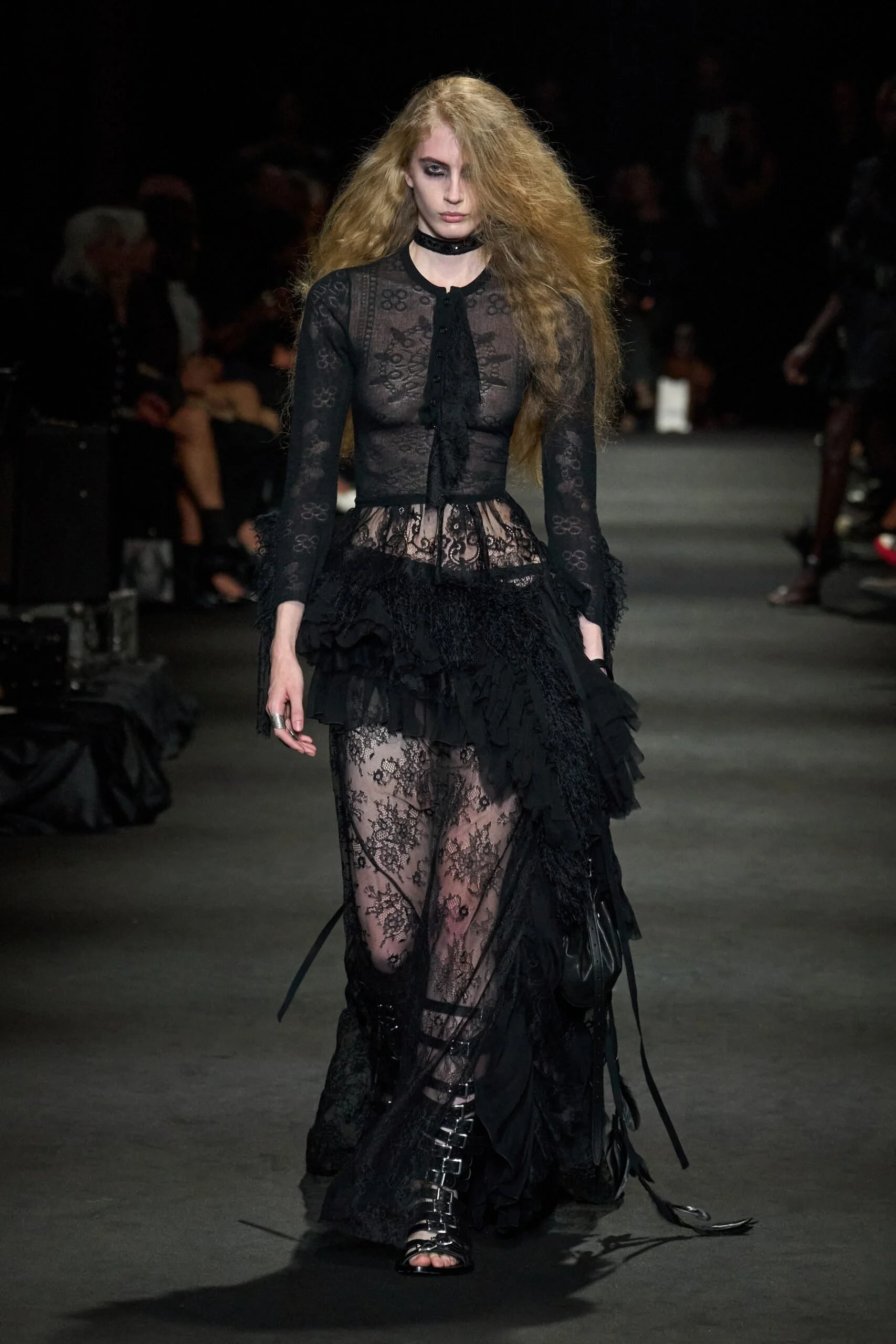 ann-demeulemeester-spring-2027-ready-to-wear-look-29-scaled.jpg