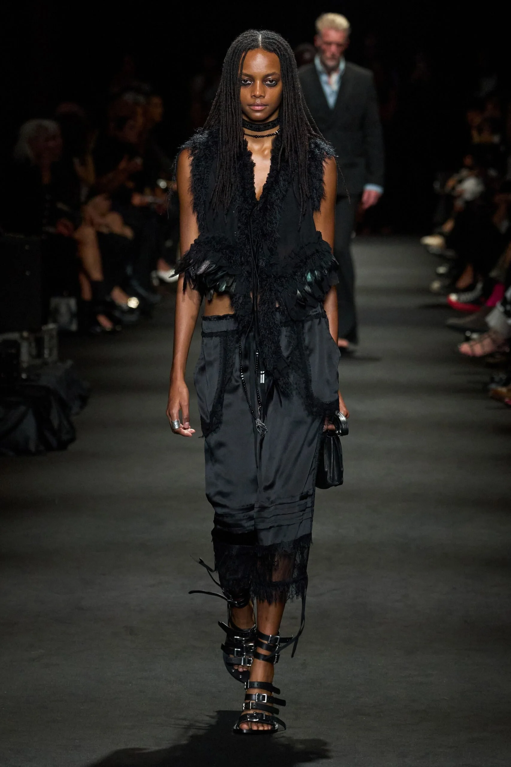 ann-demeulemeester-spring-2027-ready-to-wear-look-34-scaled.jpg