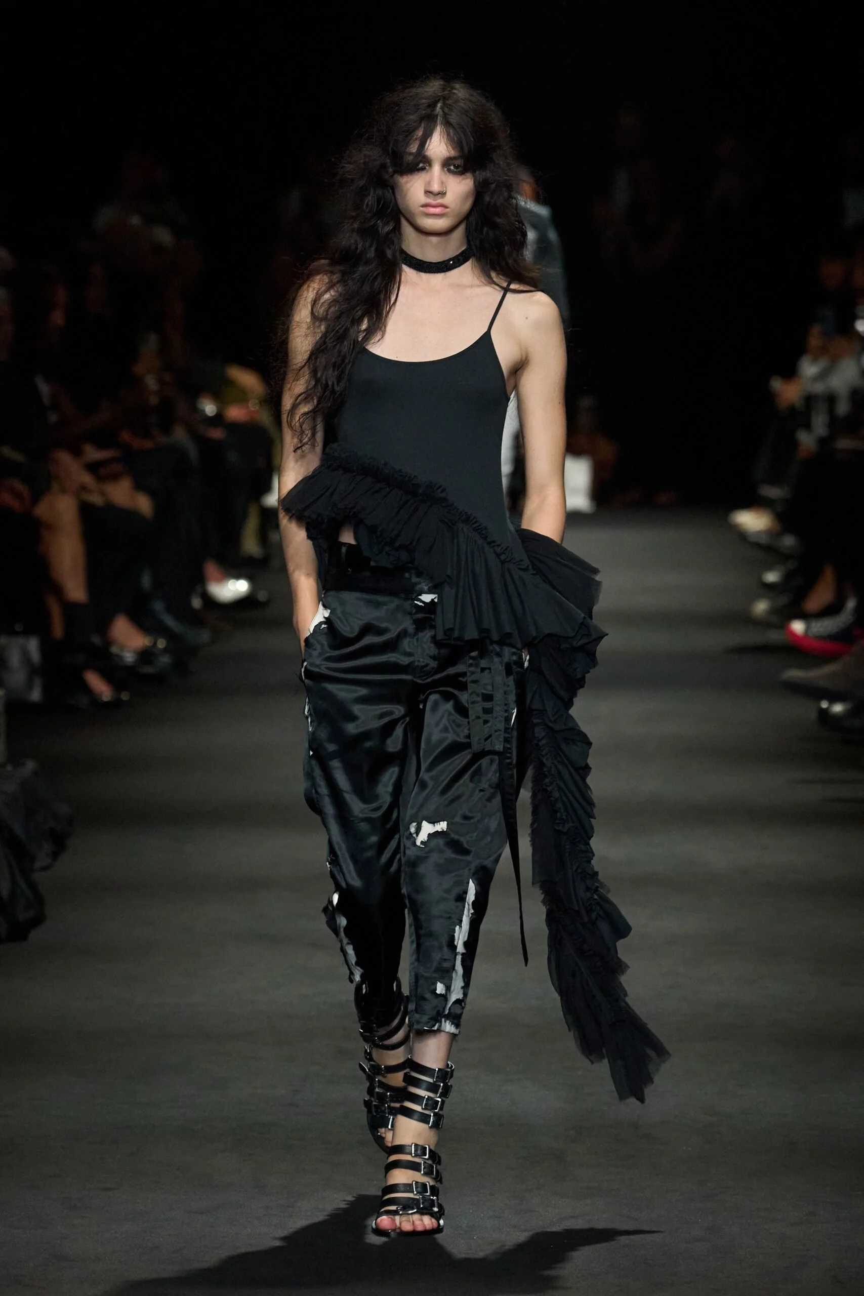 ann-demeulemeester-spring-2027-ready-to-wear-look-38-scaled.jpg