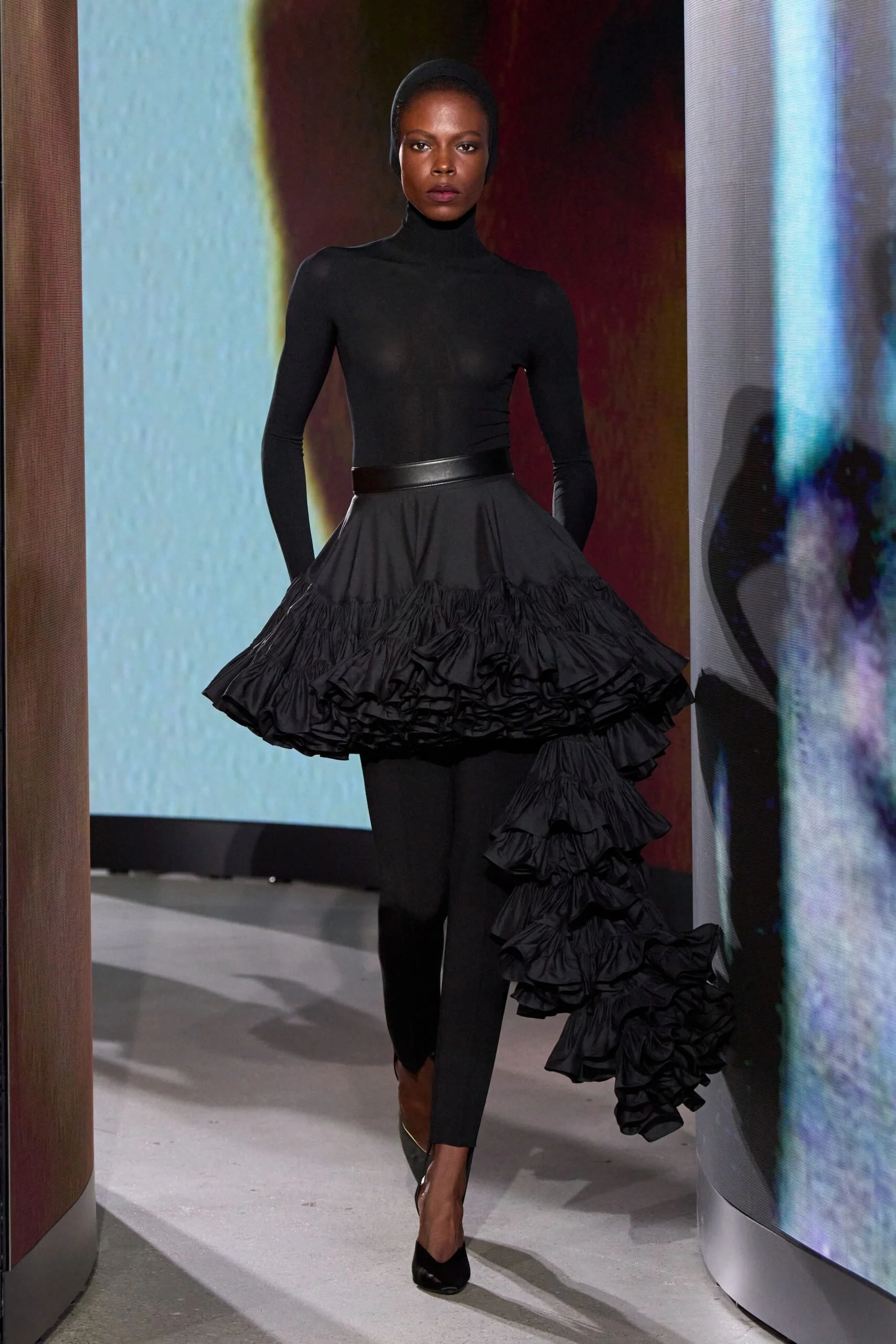 alaia-spring-2027-ready-to-wear-look-29-scaled.jpg