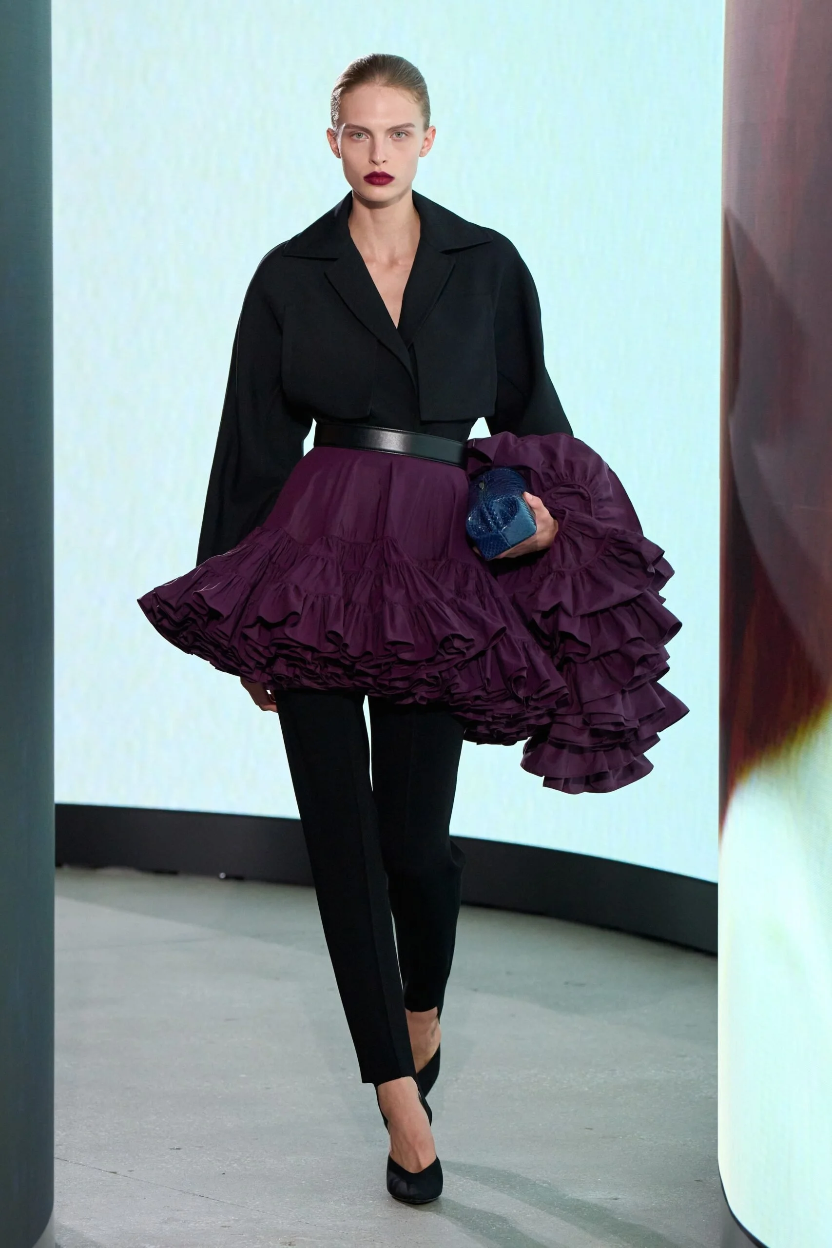 alaia-spring-2027-ready-to-wear-look-31-scaled.jpg