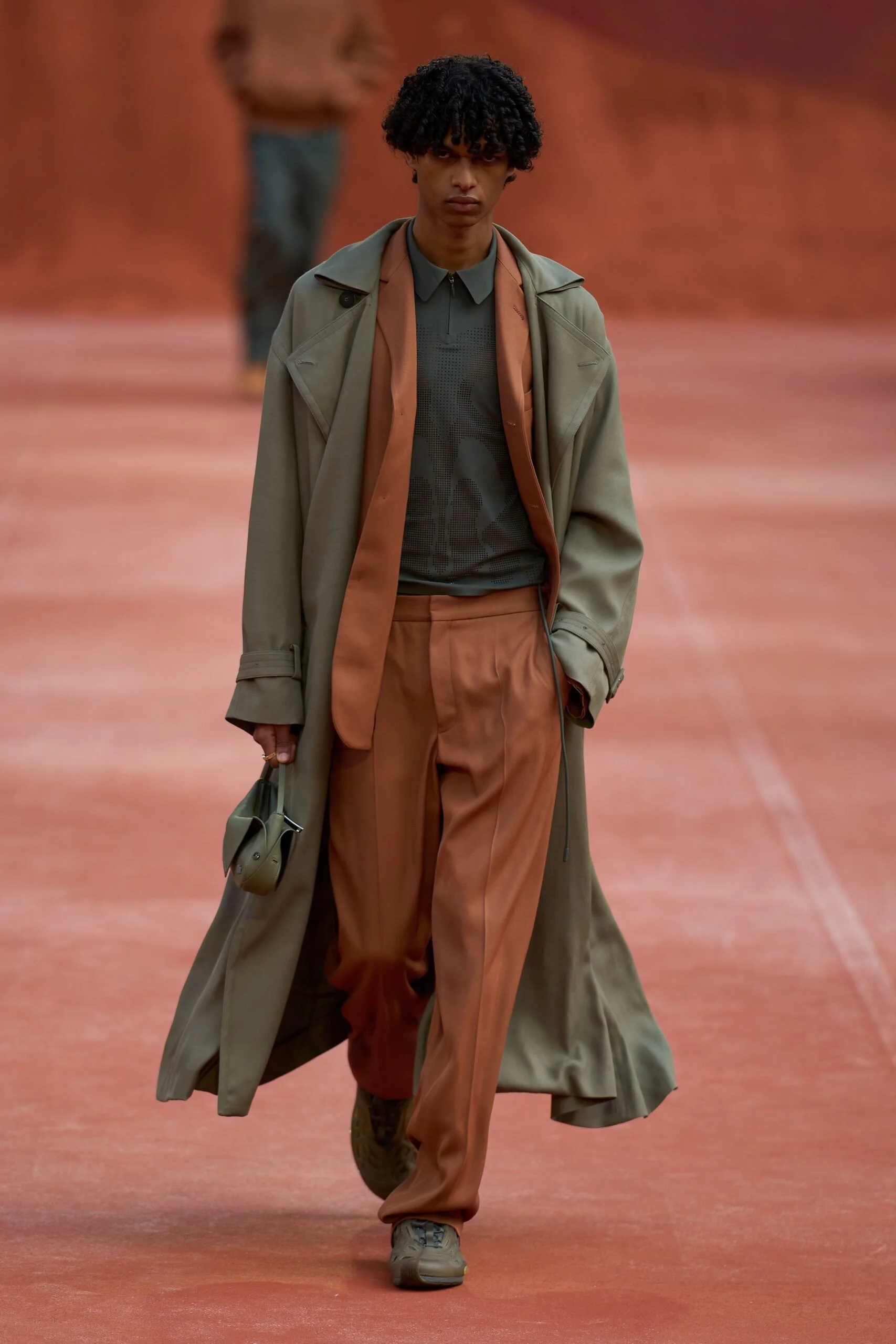 lacoste-spring-2027-ready-to-wear-look-03-scaled.jpg