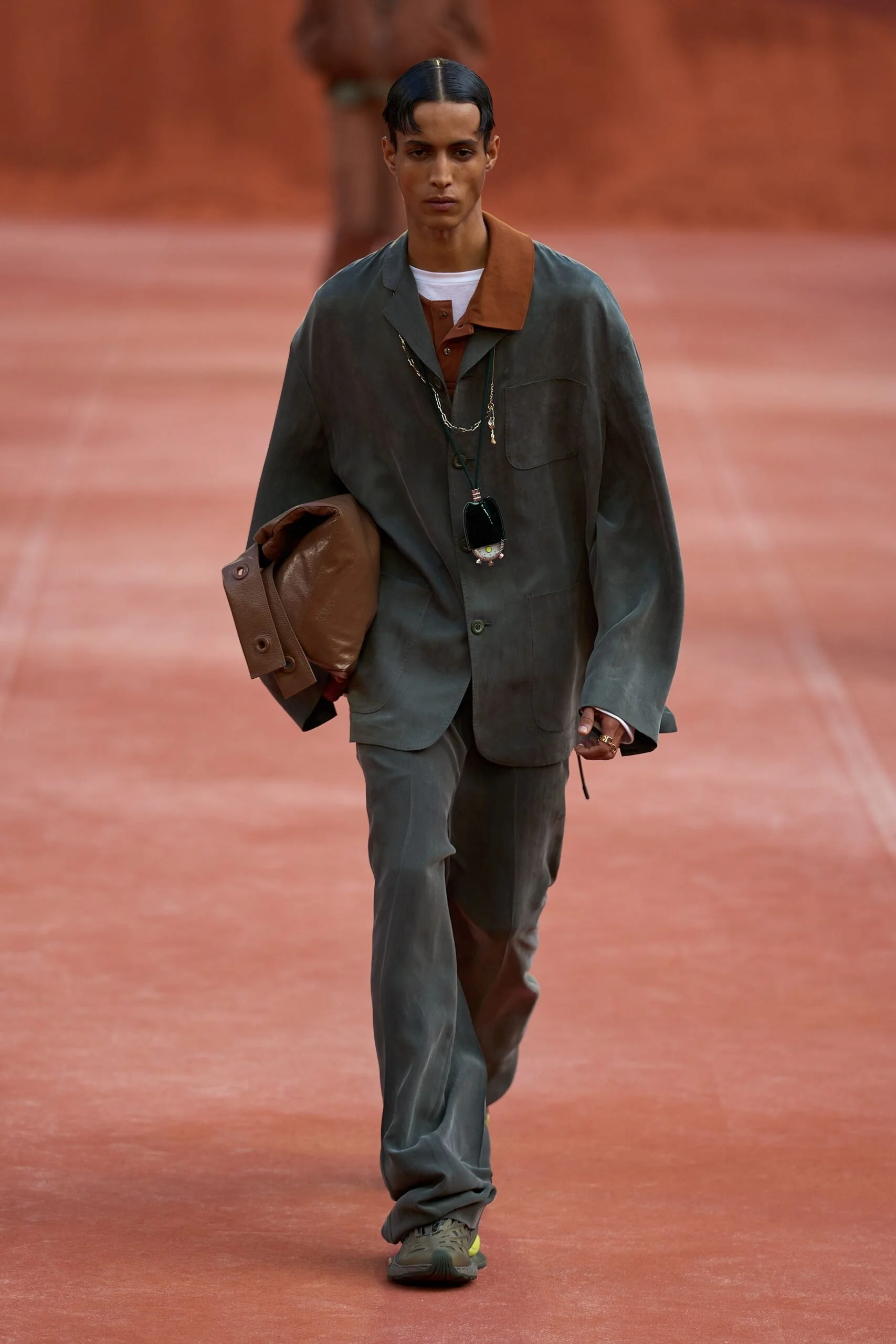 lacoste-spring-2027-ready-to-wear-look-11-scaled.jpg
