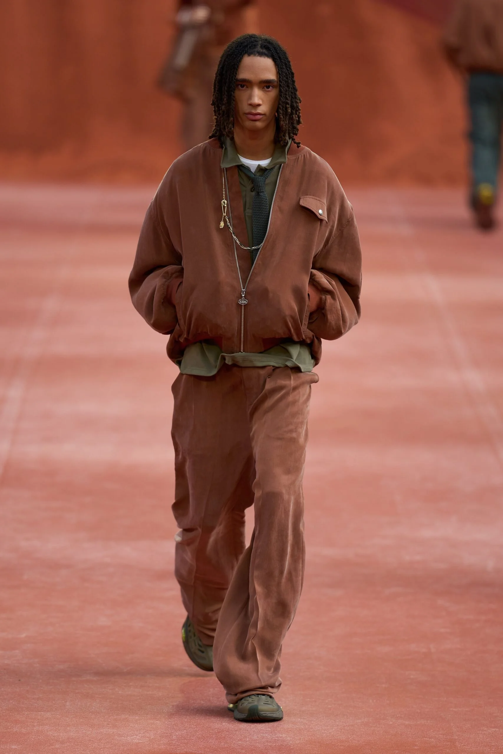 lacoste-spring-2027-ready-to-wear-look-12-scaled.jpg