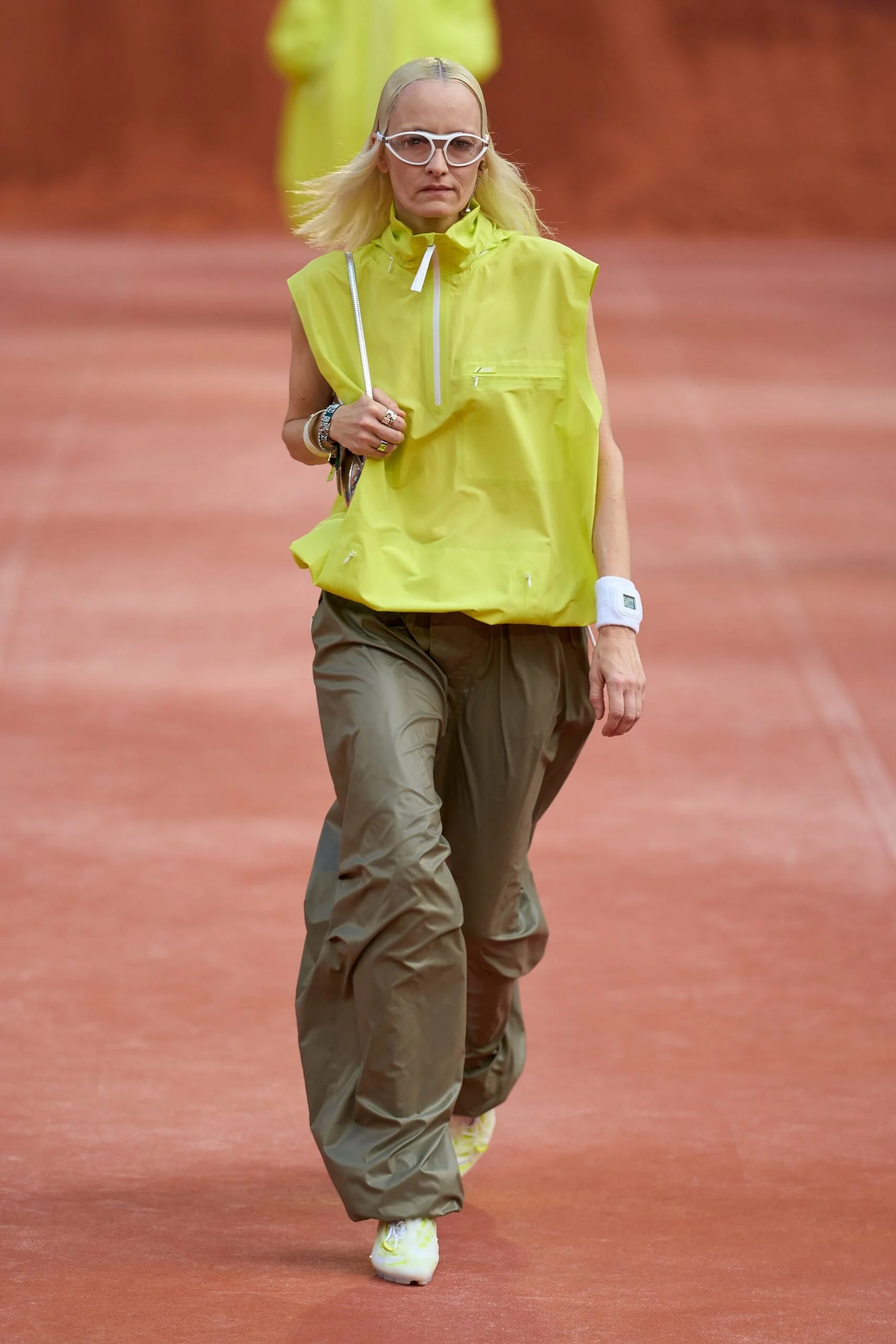 lacoste-spring-2027-ready-to-wear-look-36-scaled.jpg