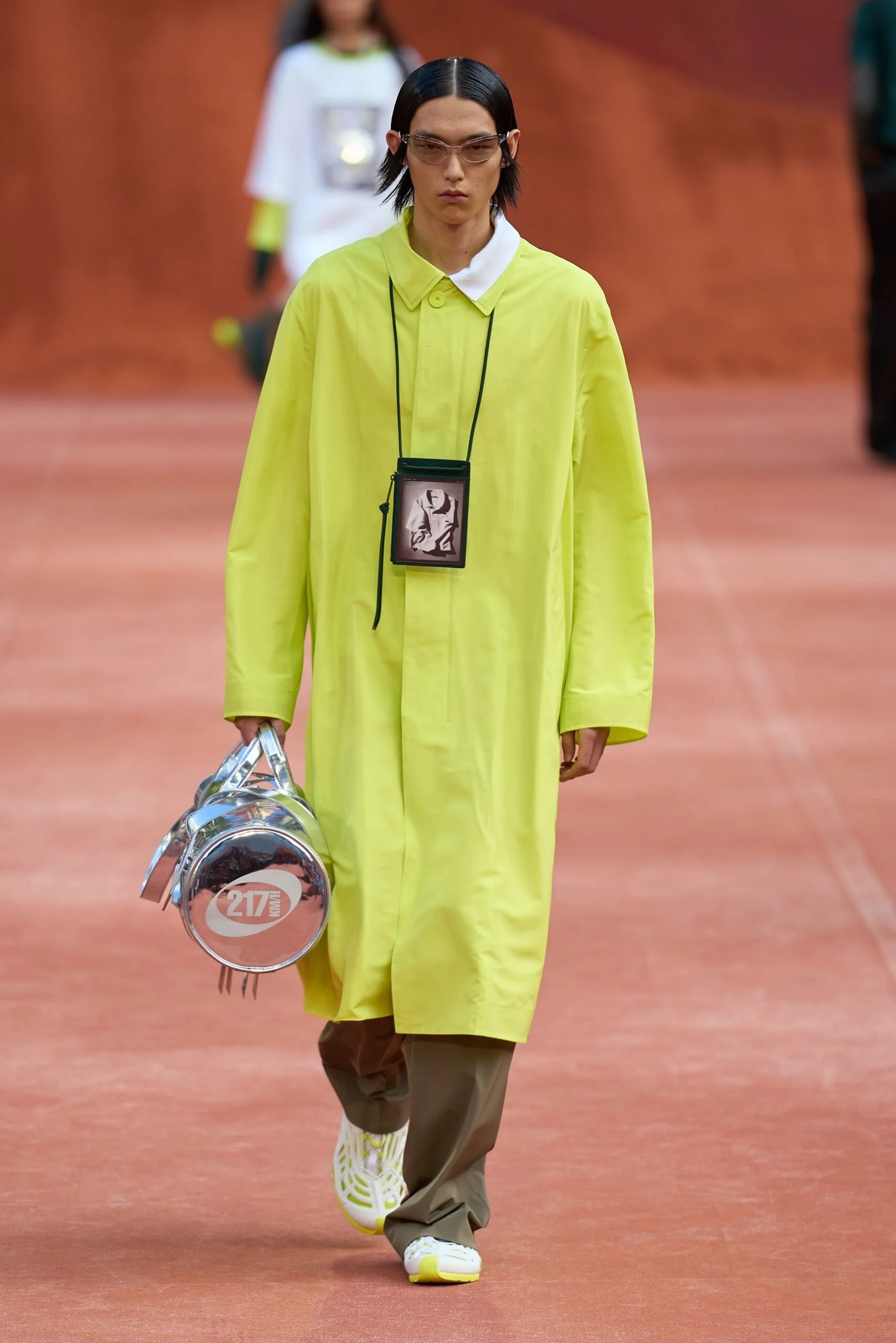 lacoste-spring-2027-ready-to-wear-look-38-scaled.jpg