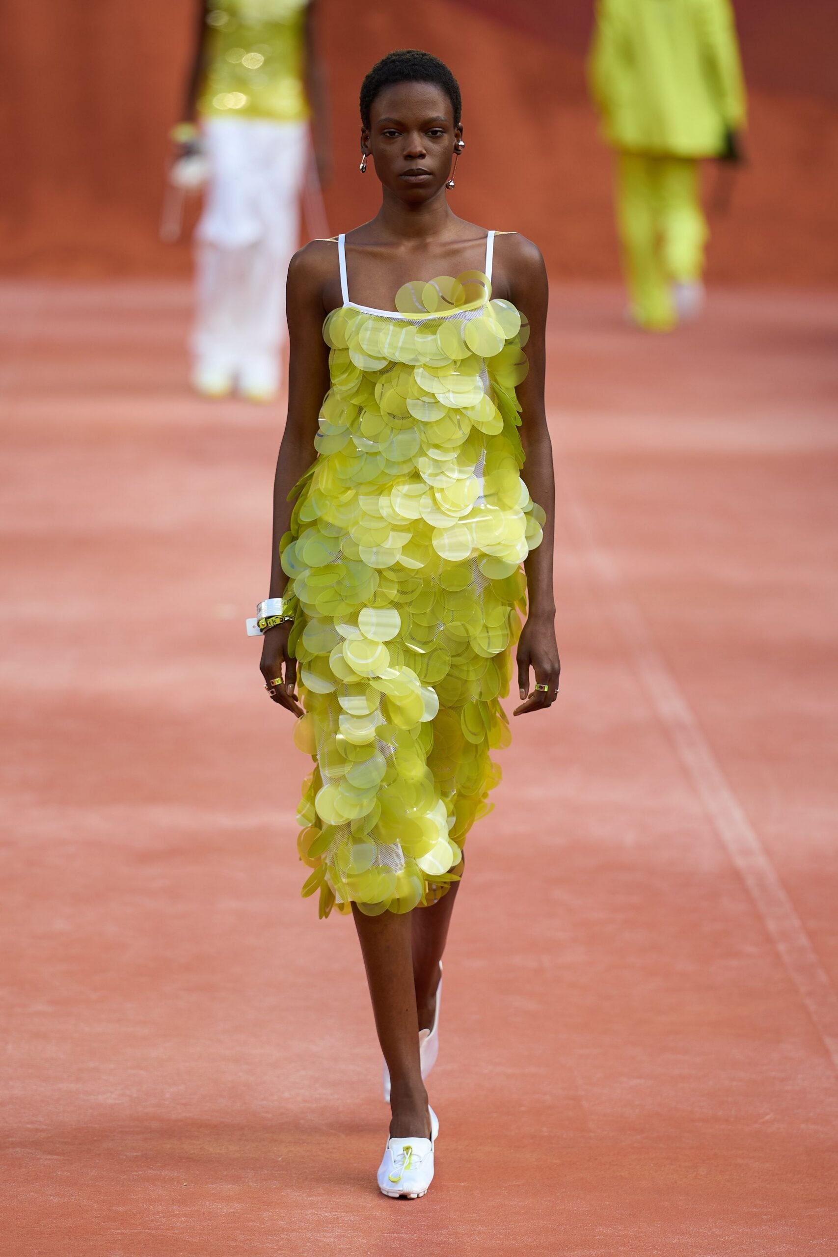 lacoste-spring-2027-ready-to-wear-look-48-scaled.jpg