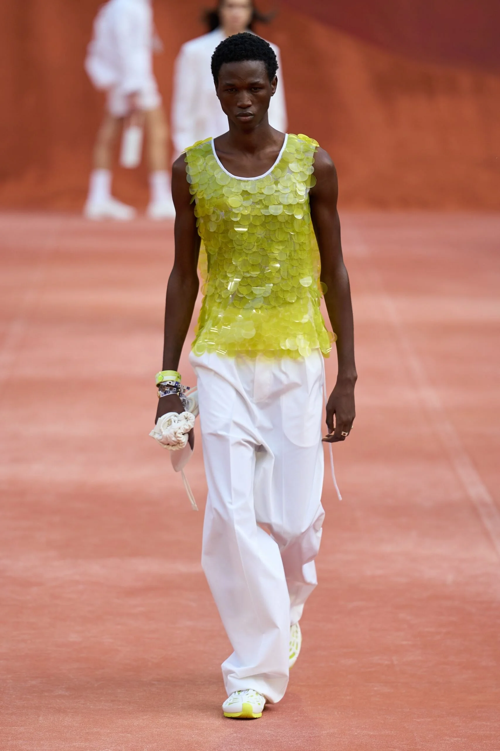 lacoste-spring-2027-ready-to-wear-look-49-scaled.jpg