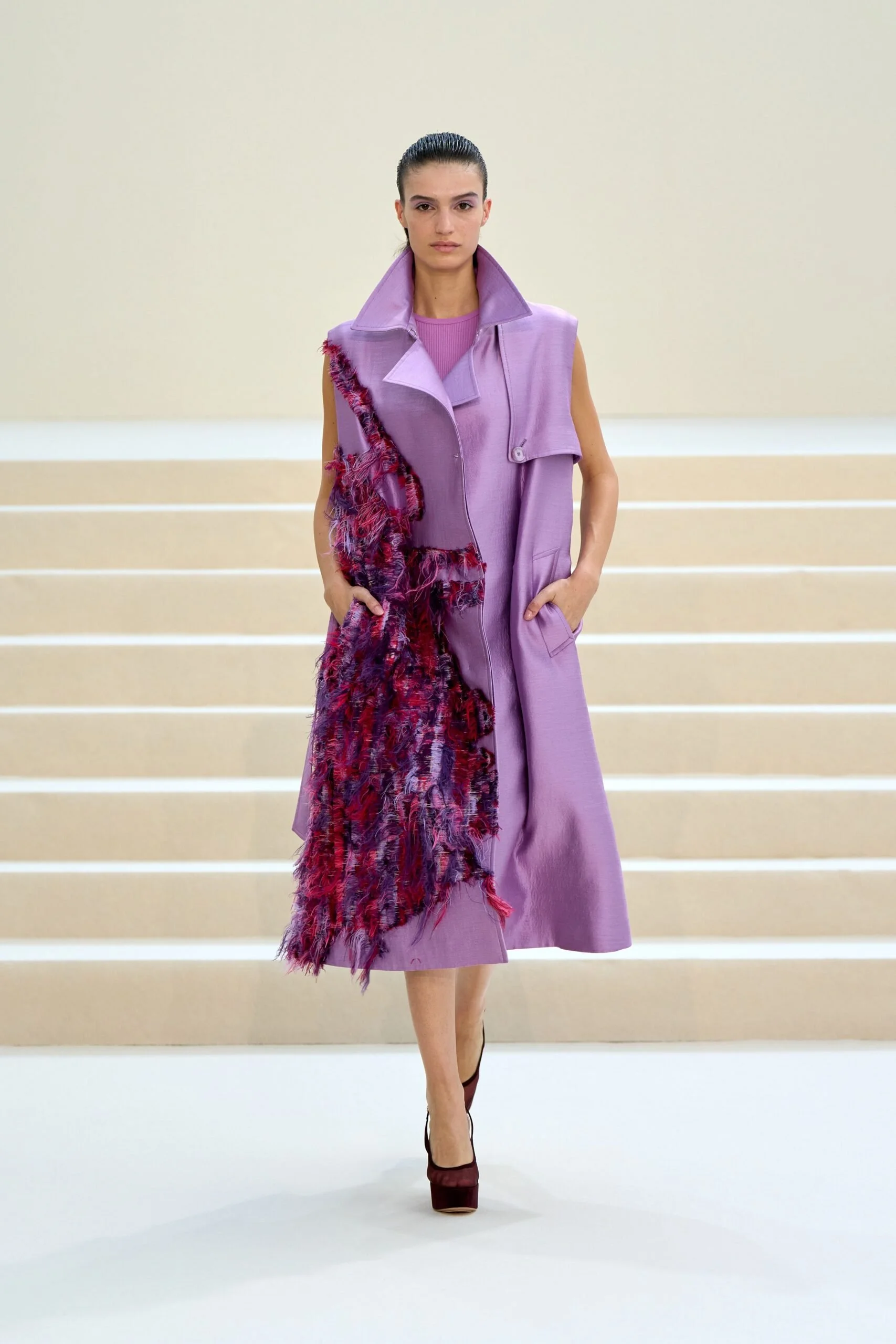akris-spring-2027-ready-to-wear-look-05-scaled.jpg