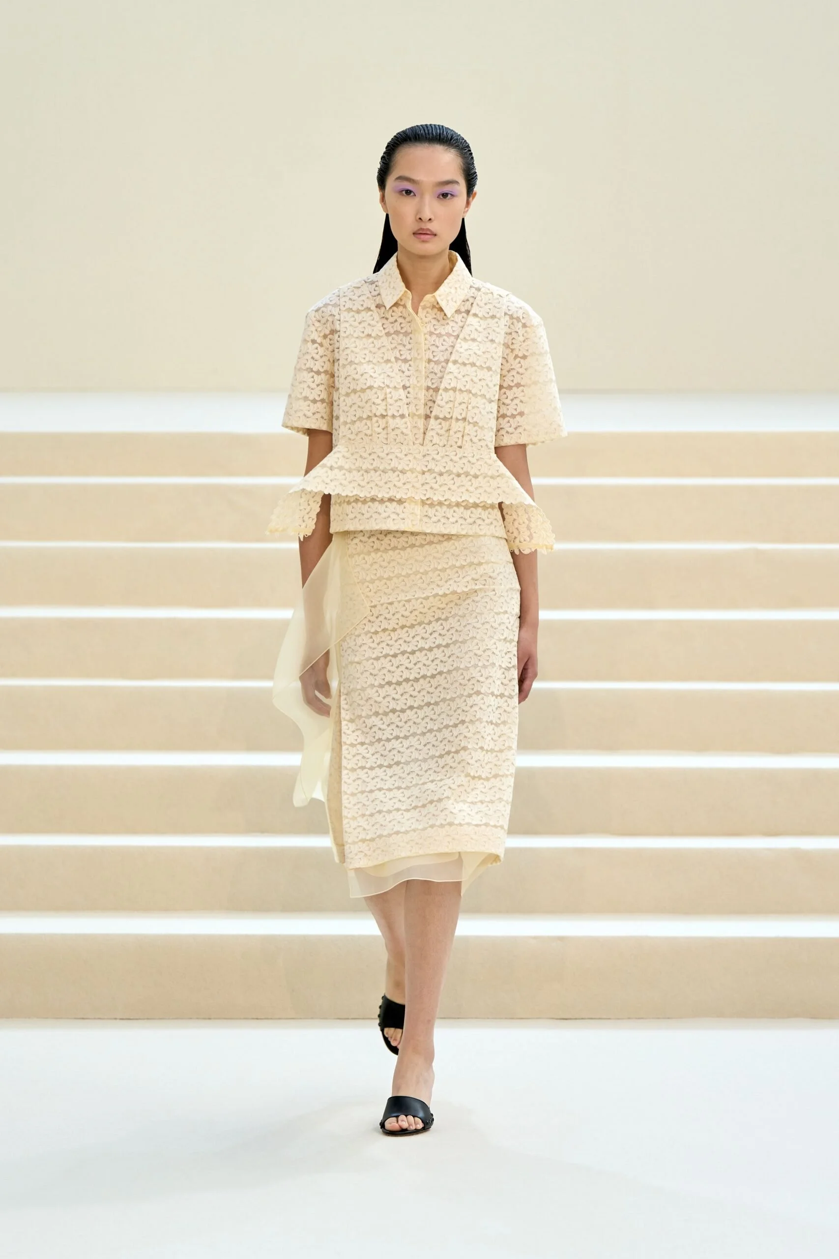 akris-spring-2027-ready-to-wear-look-15-scaled.jpg