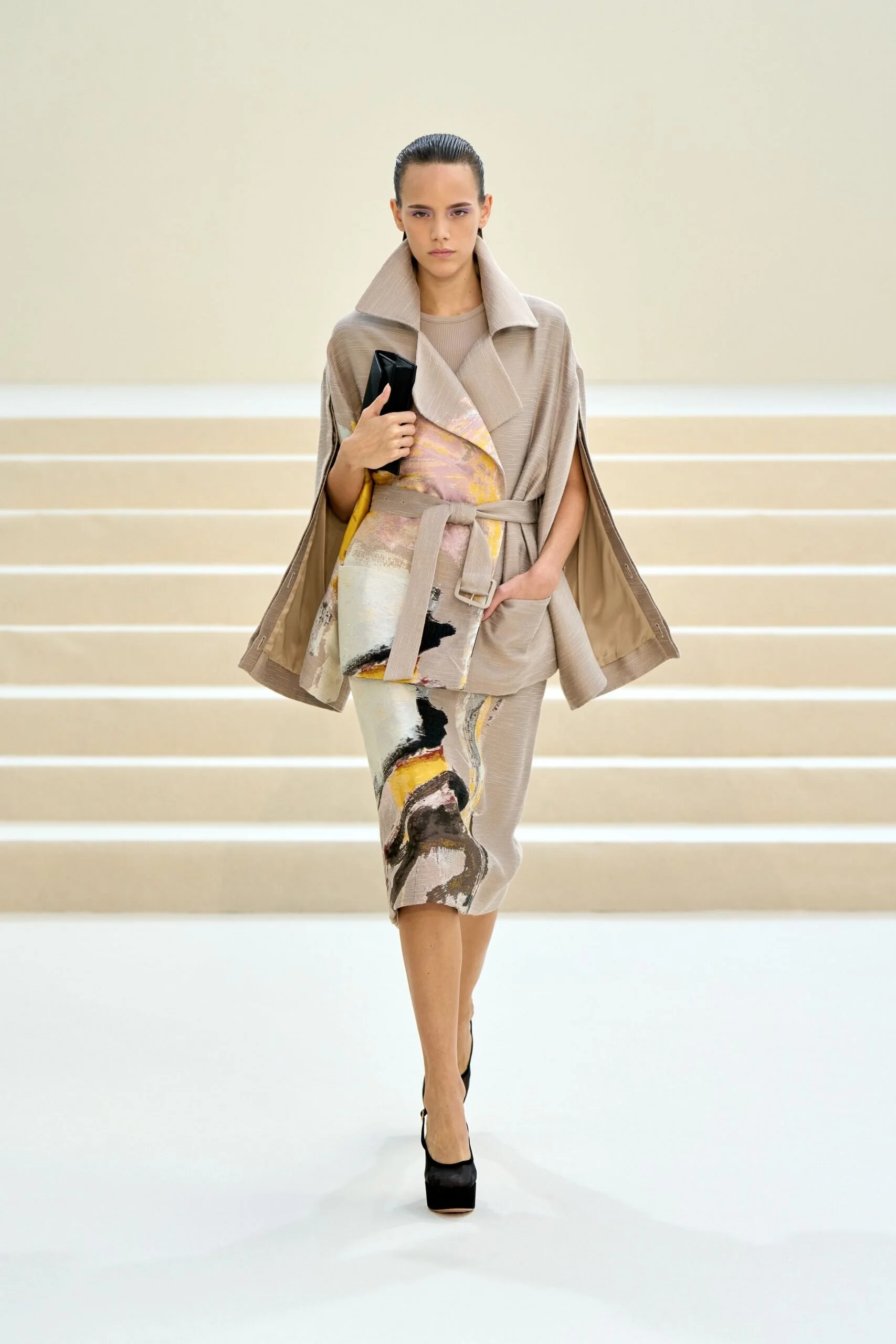 akris-spring-2027-ready-to-wear-look-18-scaled.jpg