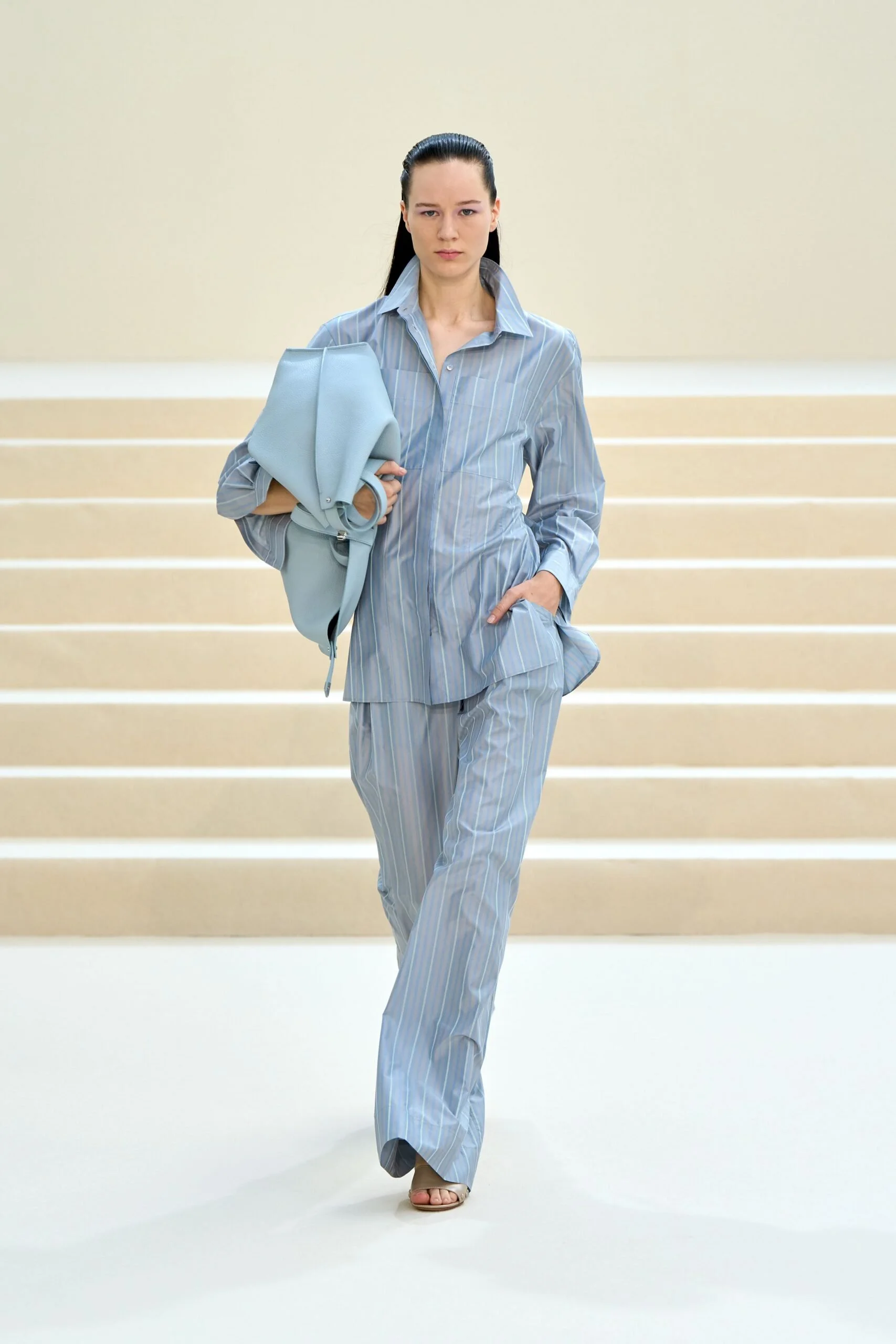 akris-spring-2027-ready-to-wear-look-37-scaled.jpg