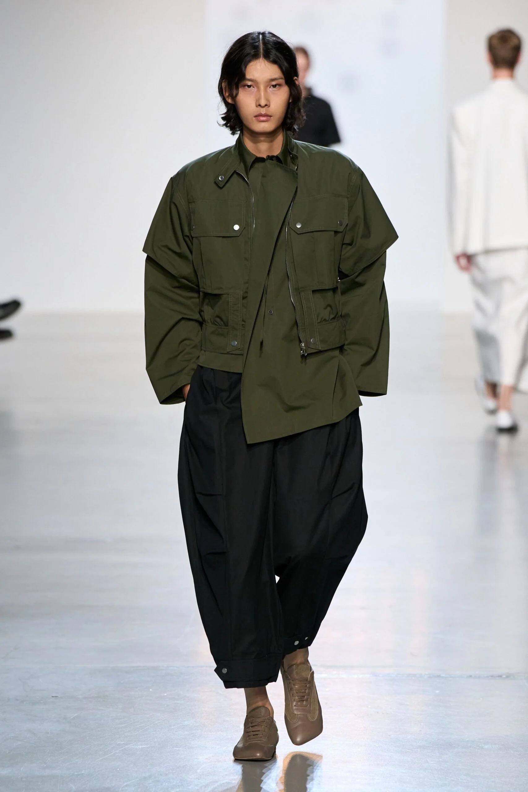niccolo-pasqualetti-spring-2027-ready-to-wear-look-09-scaled.jpg