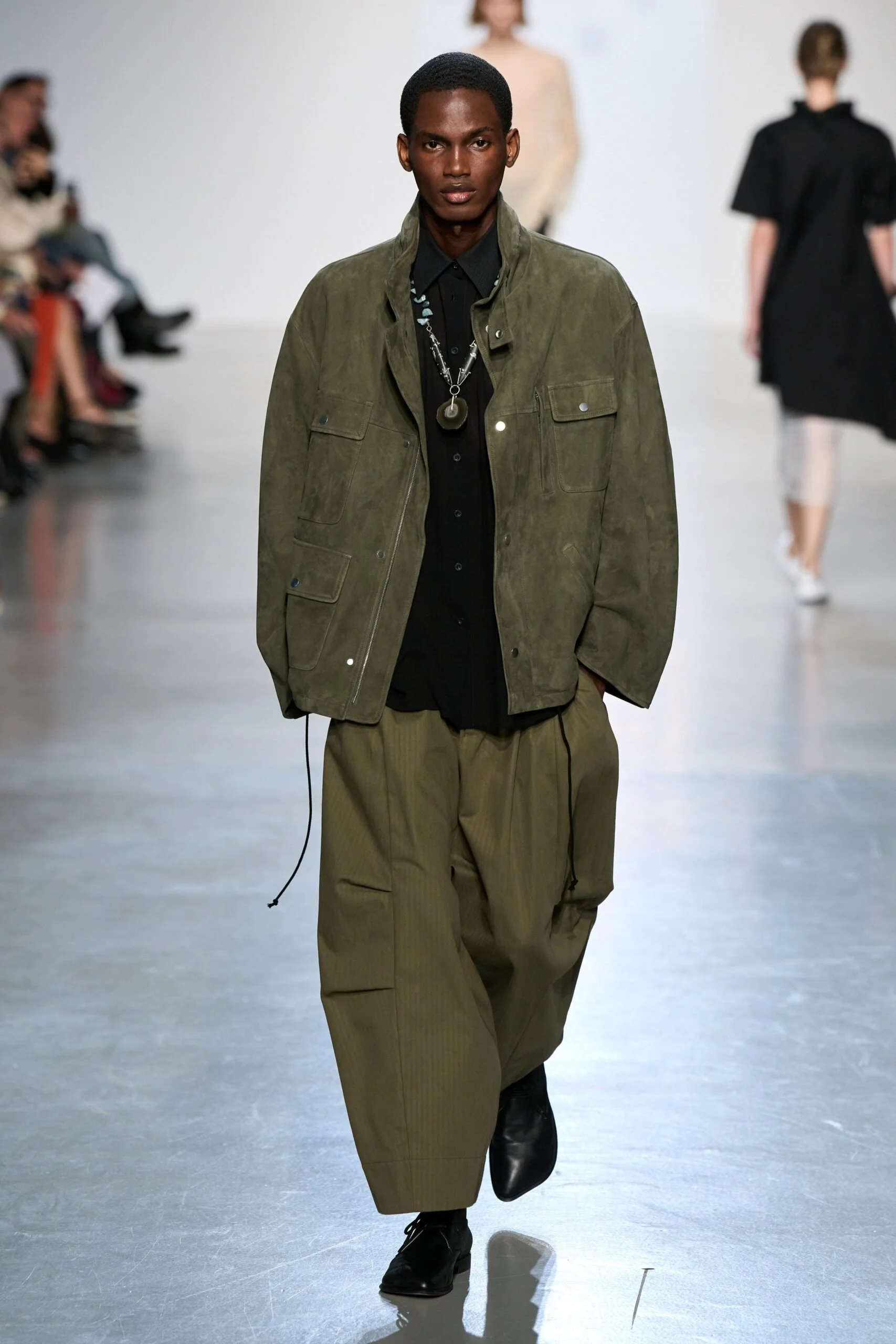 niccolo-pasqualetti-spring-2027-ready-to-wear-look-12-scaled.jpg