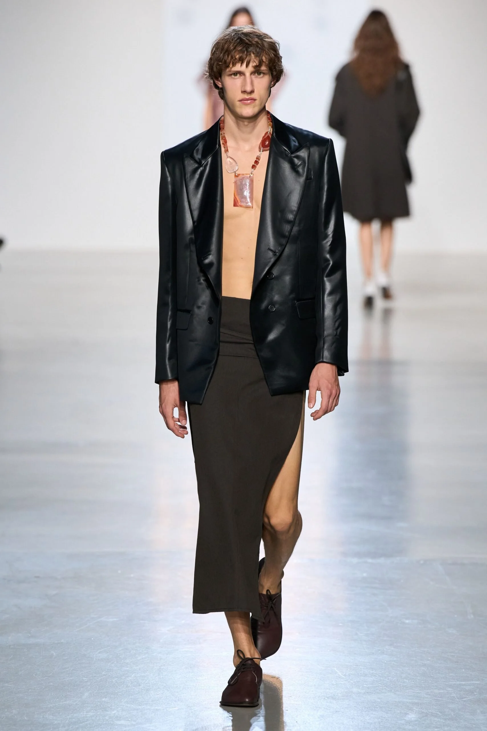 niccolo-pasqualetti-spring-2027-ready-to-wear-look-17-scaled.jpg