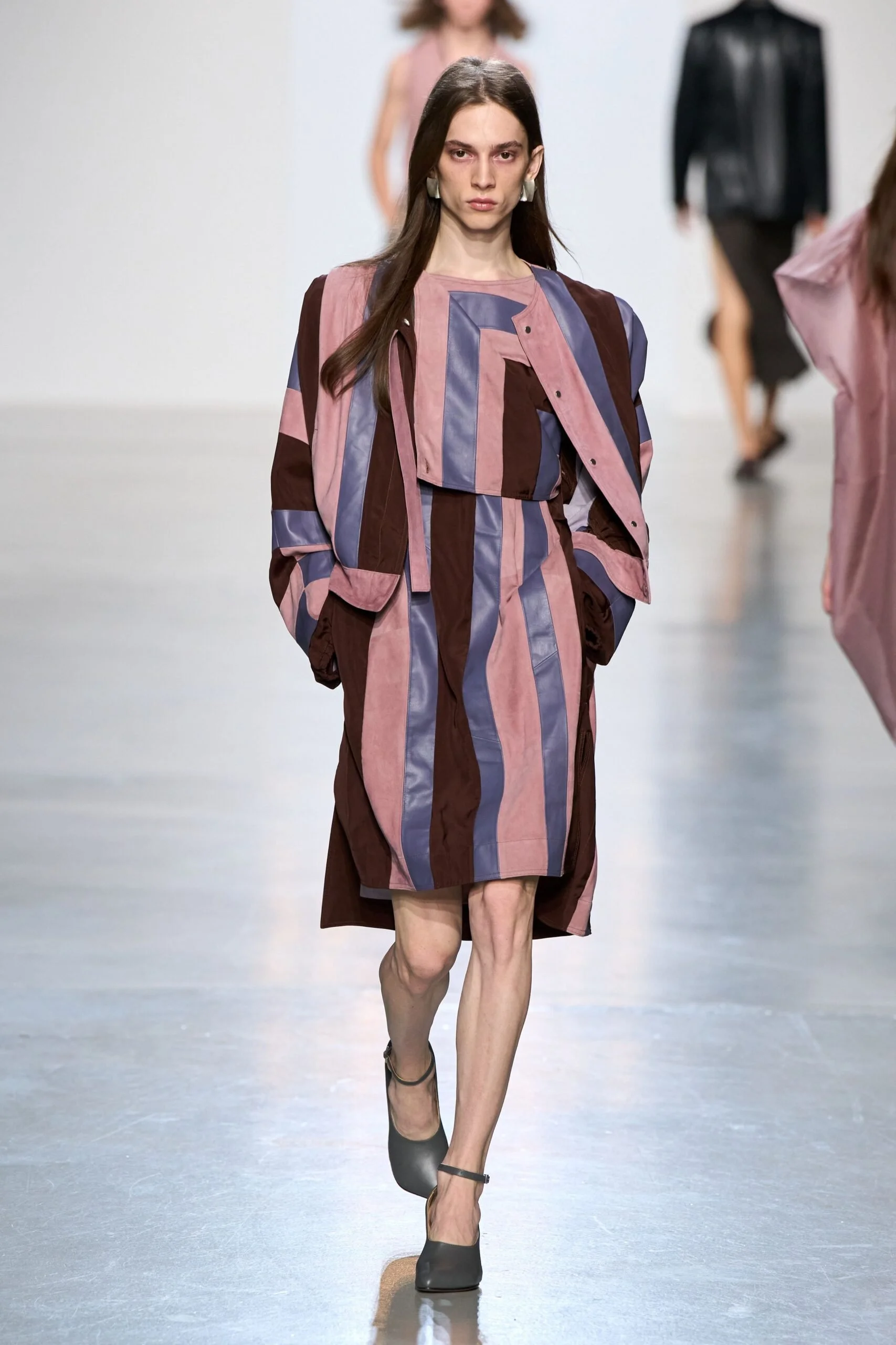 niccolo-pasqualetti-spring-2027-ready-to-wear-look-19-scaled.jpg