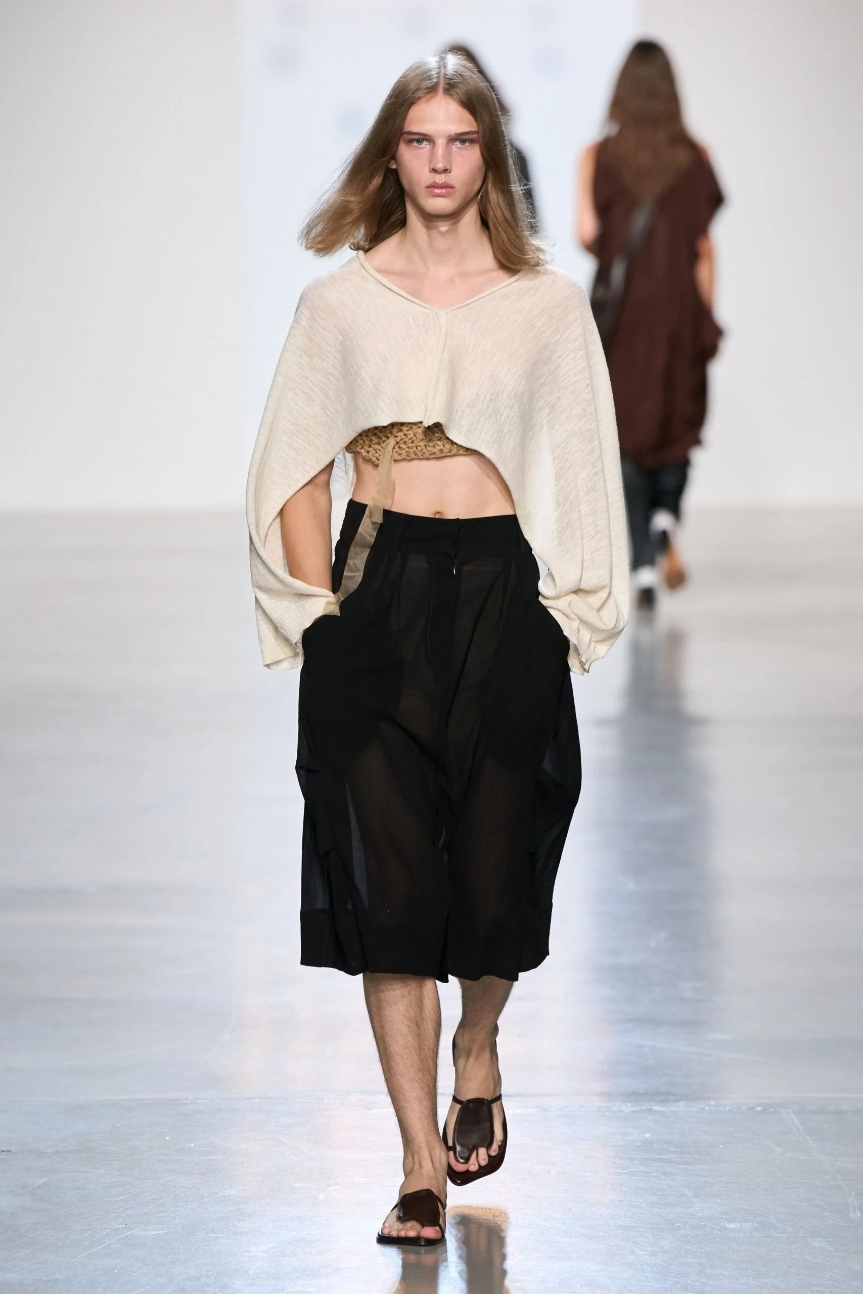 niccolo-pasqualetti-spring-2027-ready-to-wear-look-37-scaled.jpg