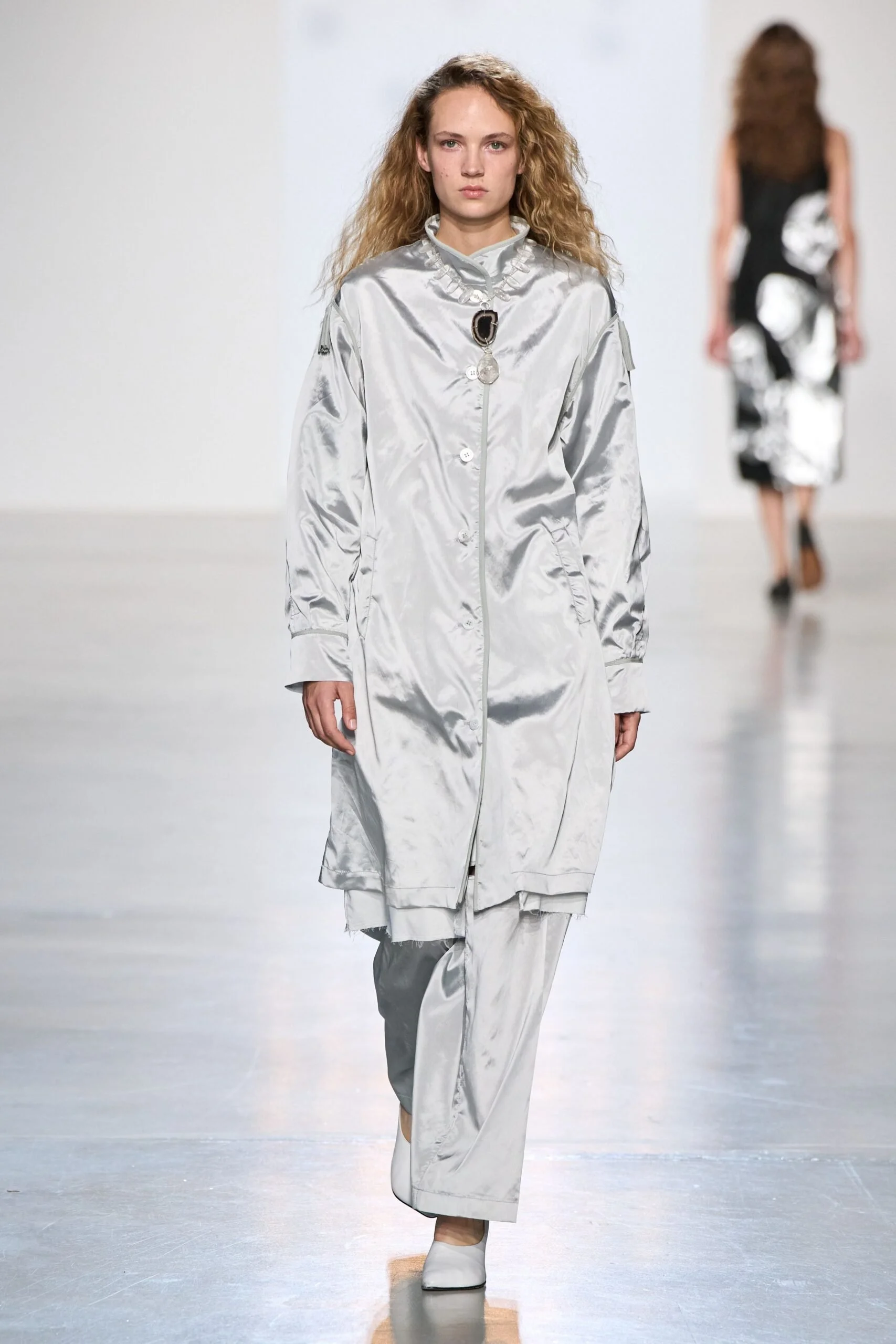 niccolo-pasqualetti-spring-2027-ready-to-wear-look-45-scaled.jpg