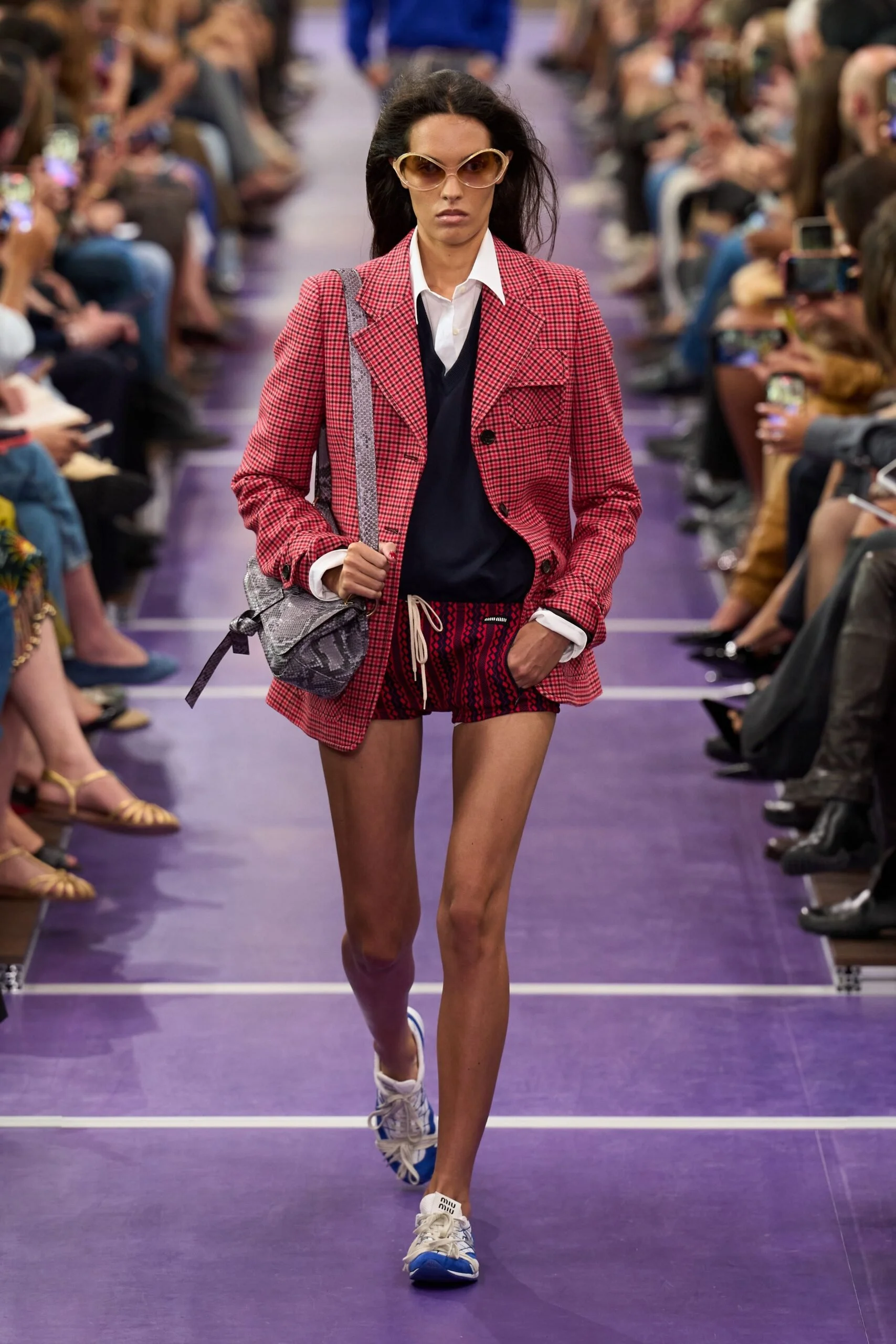 miu-miu-spring-2027-ready-to-wear-look-07-scaled.jpg