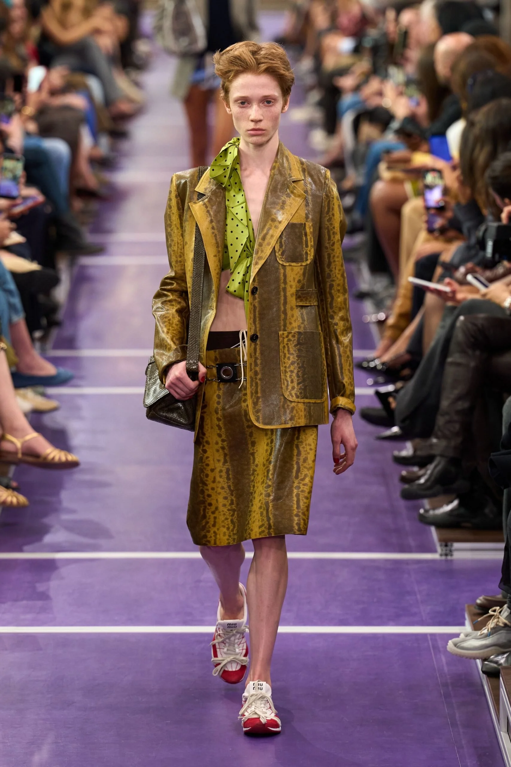 miu-miu-spring-2027-ready-to-wear-look-14-scaled.jpg