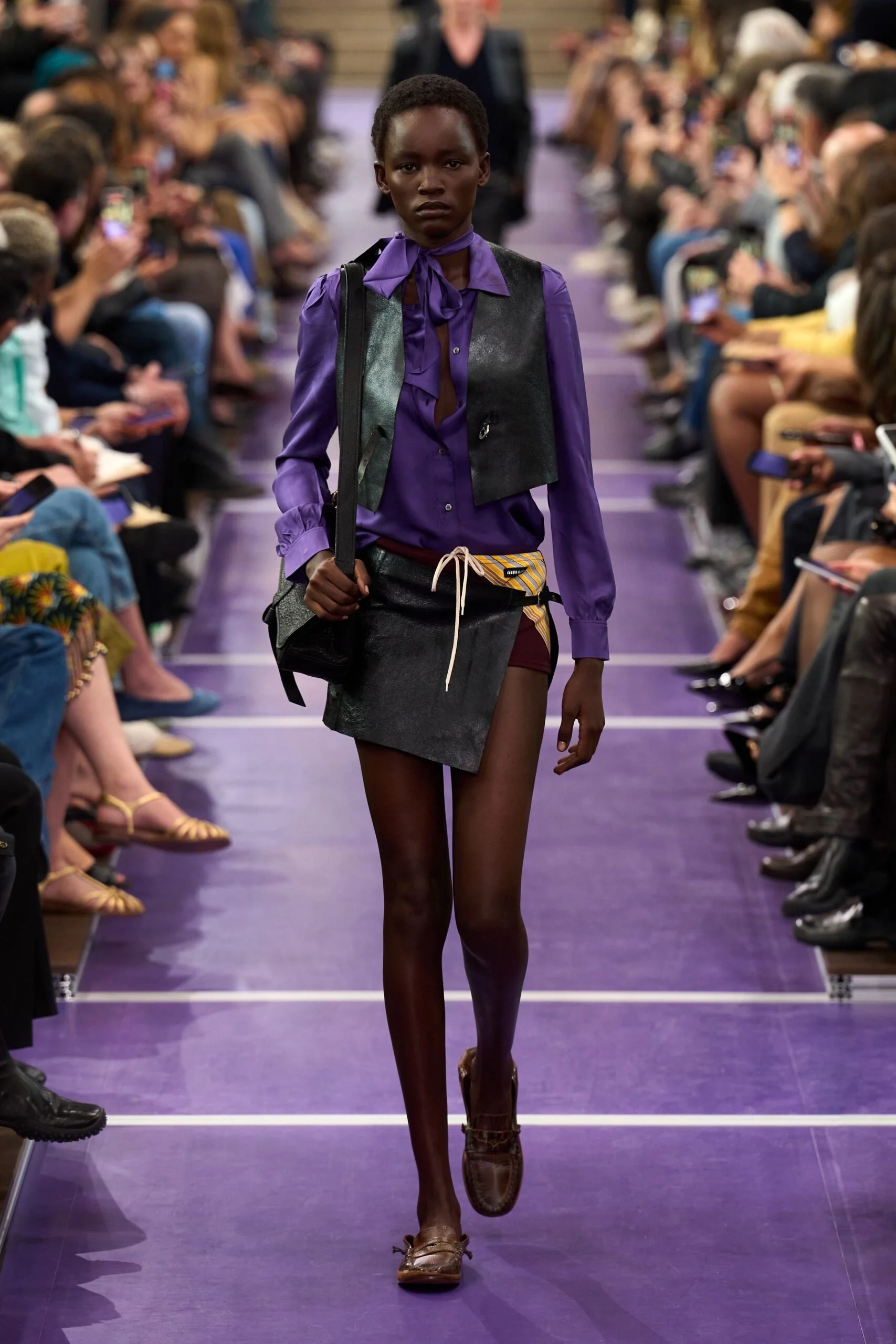 miu-miu-spring-2027-ready-to-wear-look-23-scaled.jpg