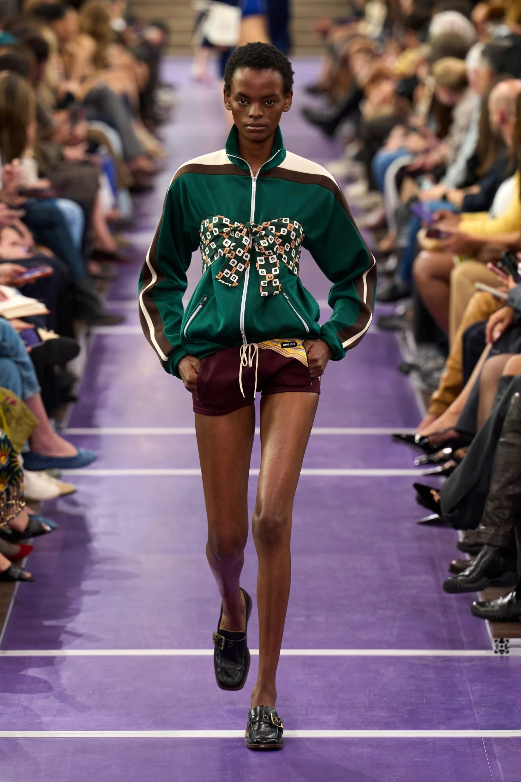 miu-miu-spring-2027-ready-to-wear-look-34-scaled.jpg