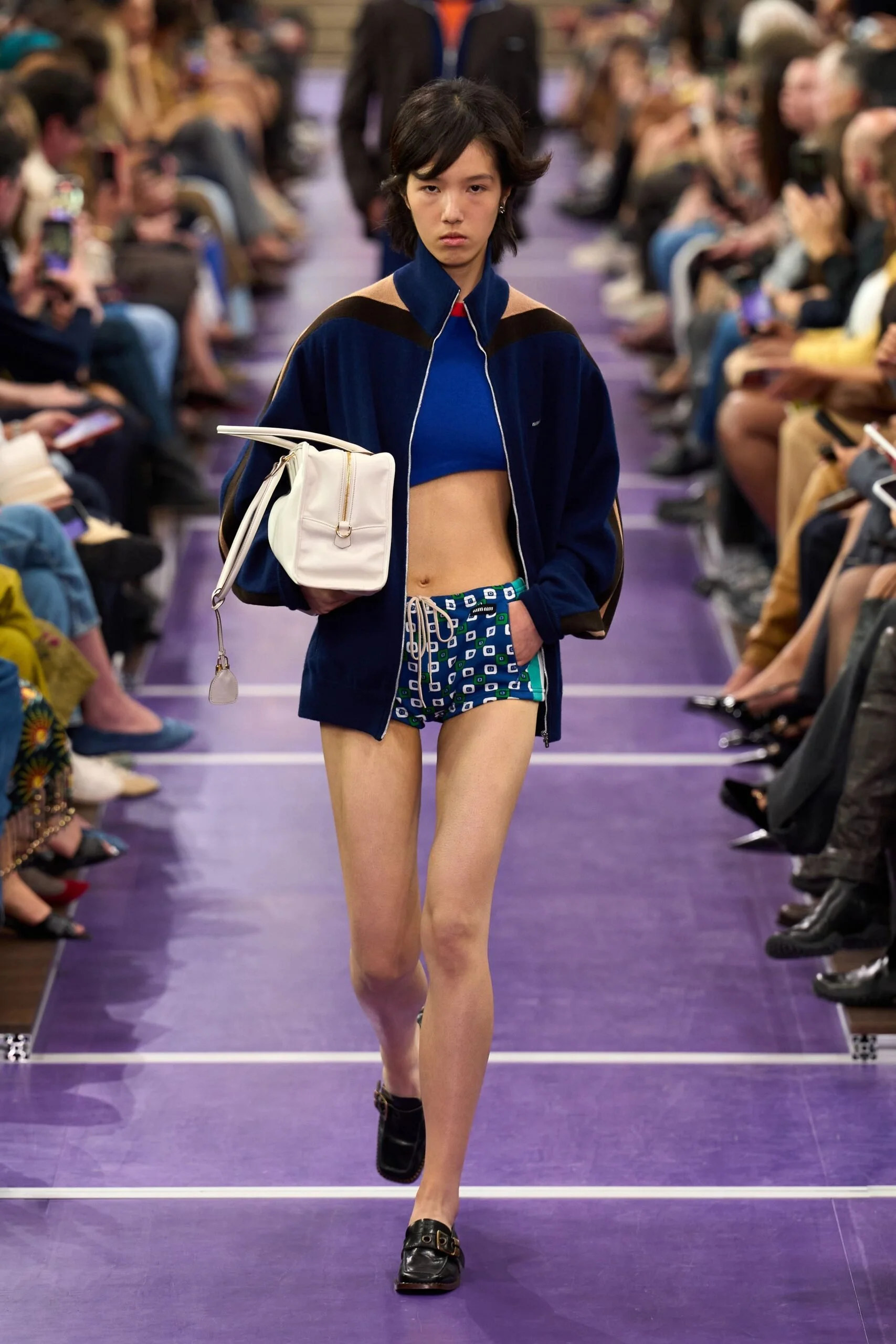 miu-miu-spring-2027-ready-to-wear-look-35-scaled.jpg