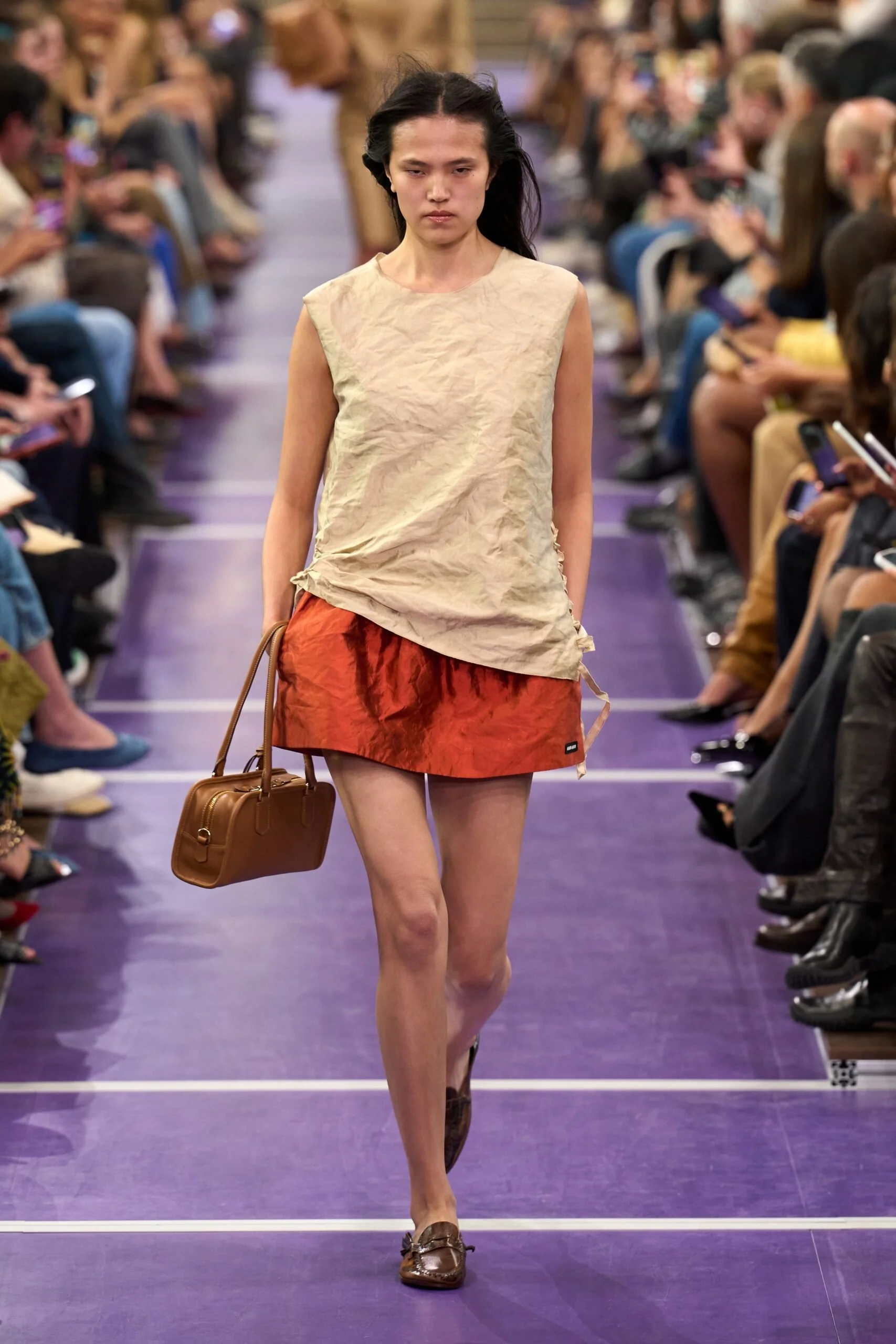 miu-miu-spring-2027-ready-to-wear-look-41-scaled.jpg