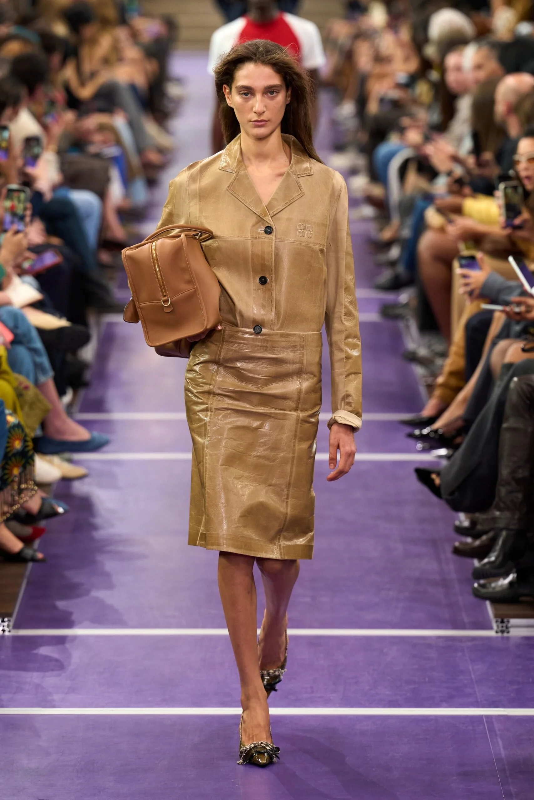 miu-miu-spring-2027-ready-to-wear-look-42-scaled.jpg