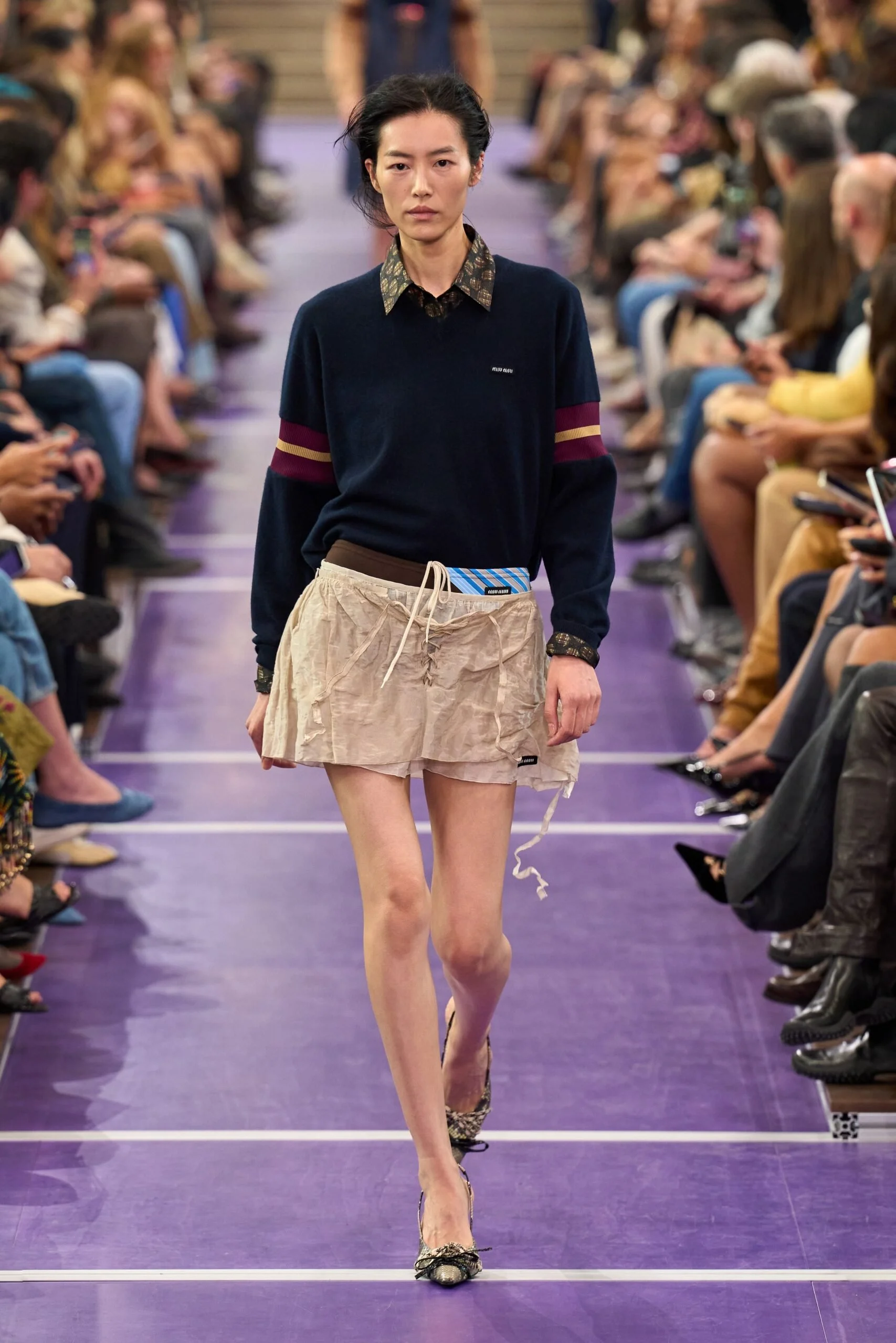 miu-miu-spring-2027-ready-to-wear-look-51-scaled.jpg