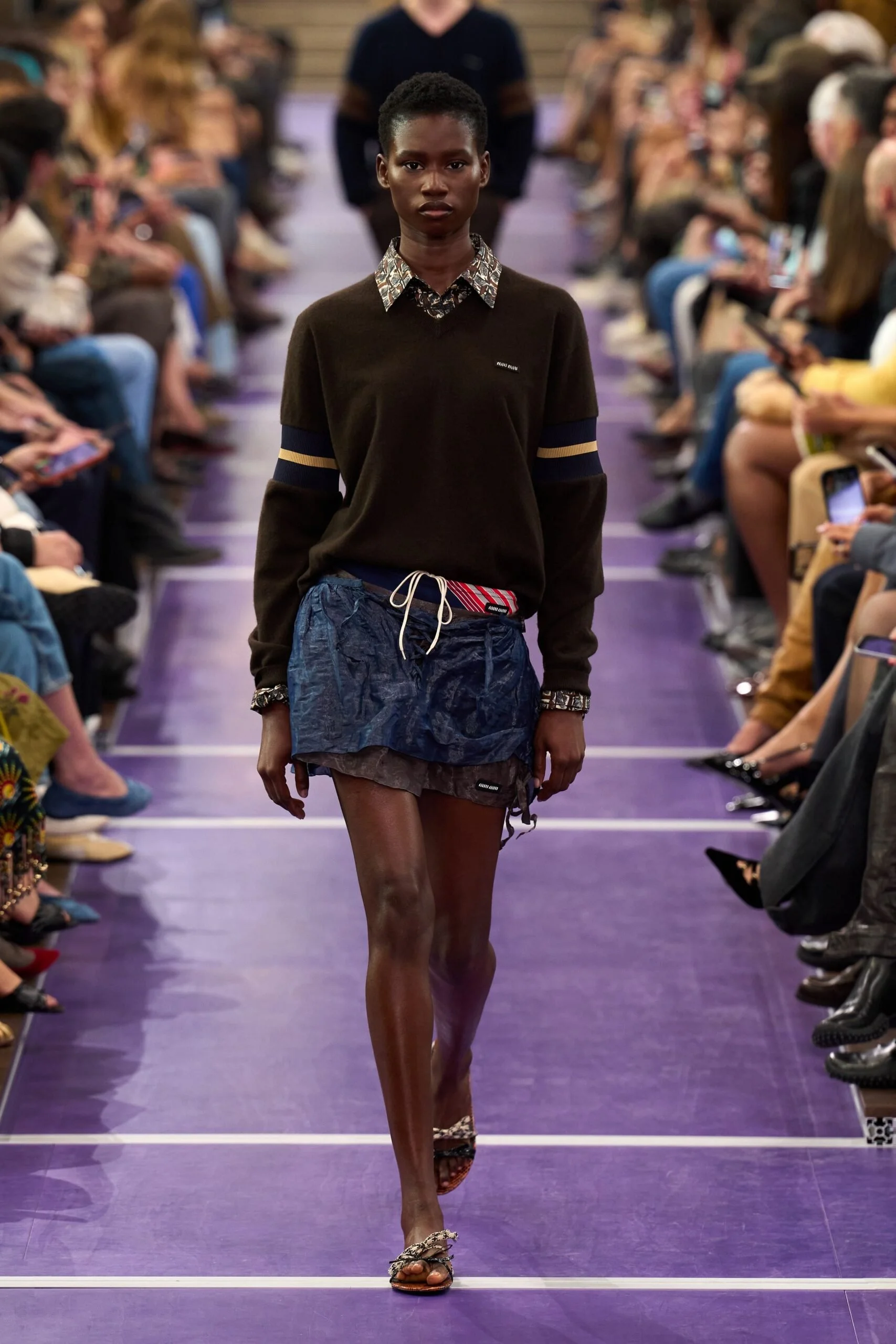 miu-miu-spring-2027-ready-to-wear-look-54-scaled.jpg