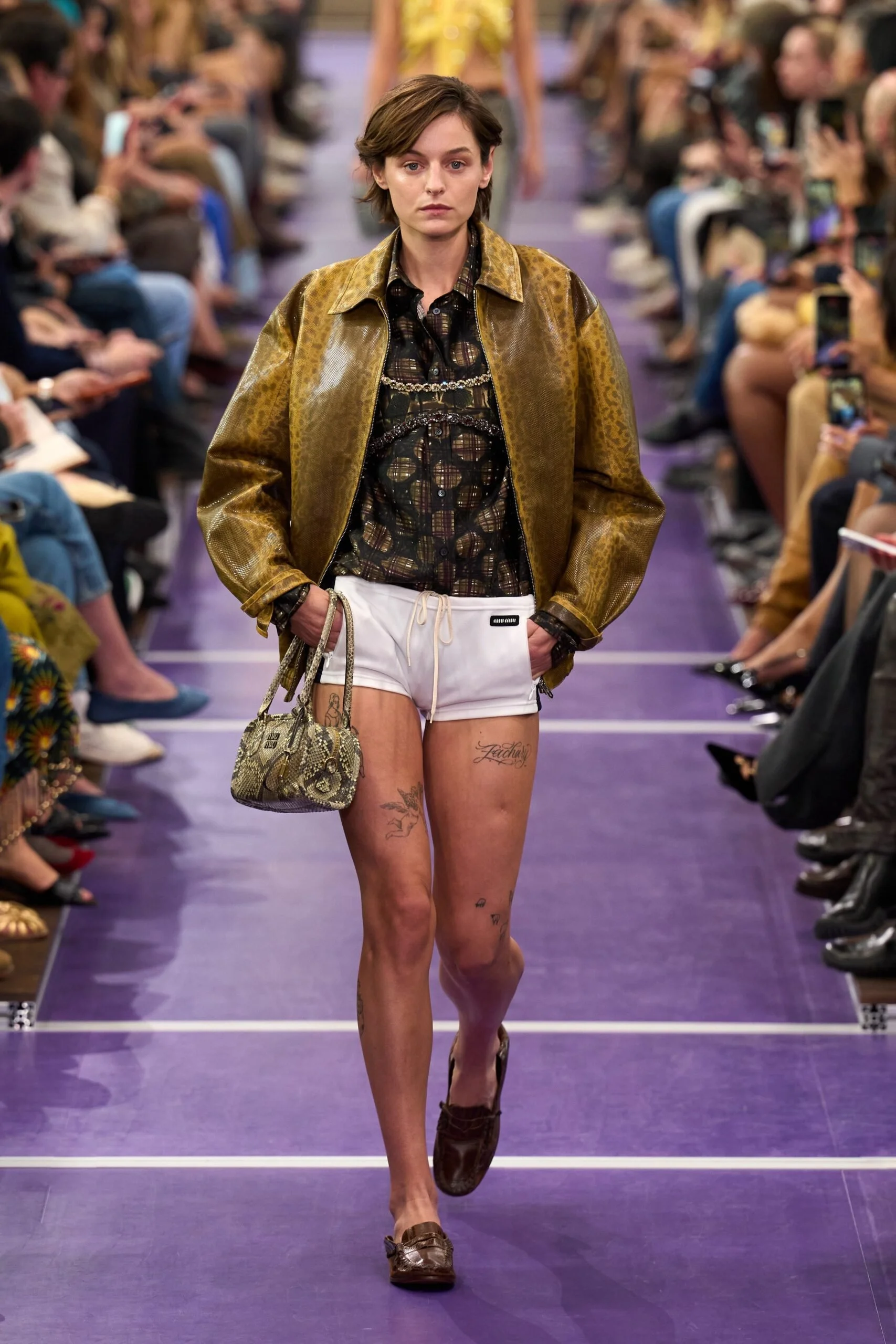 miu-miu-spring-2027-ready-to-wear-look-59-scaled.jpg