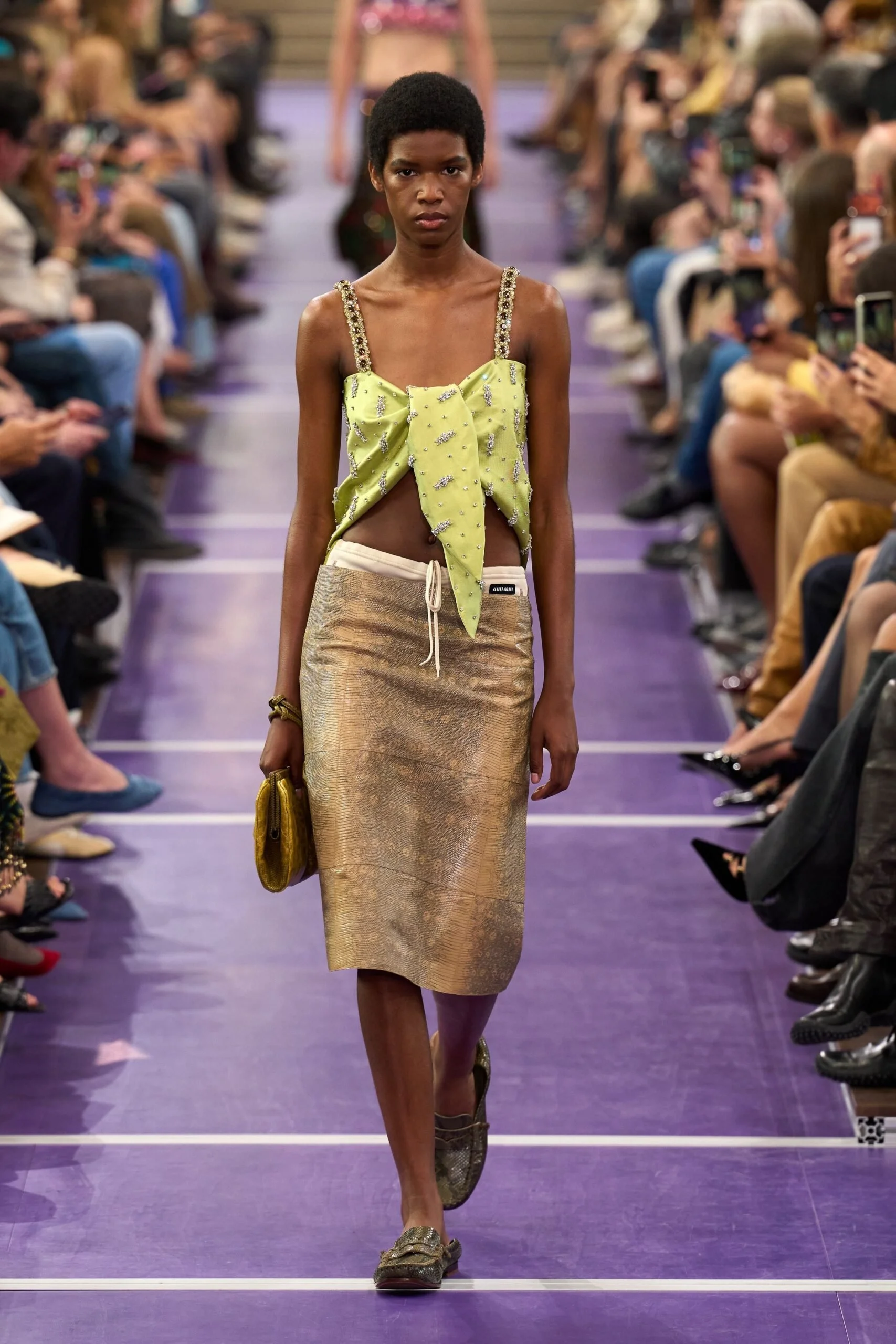 miu-miu-spring-2027-ready-to-wear-look-61-scaled.jpg