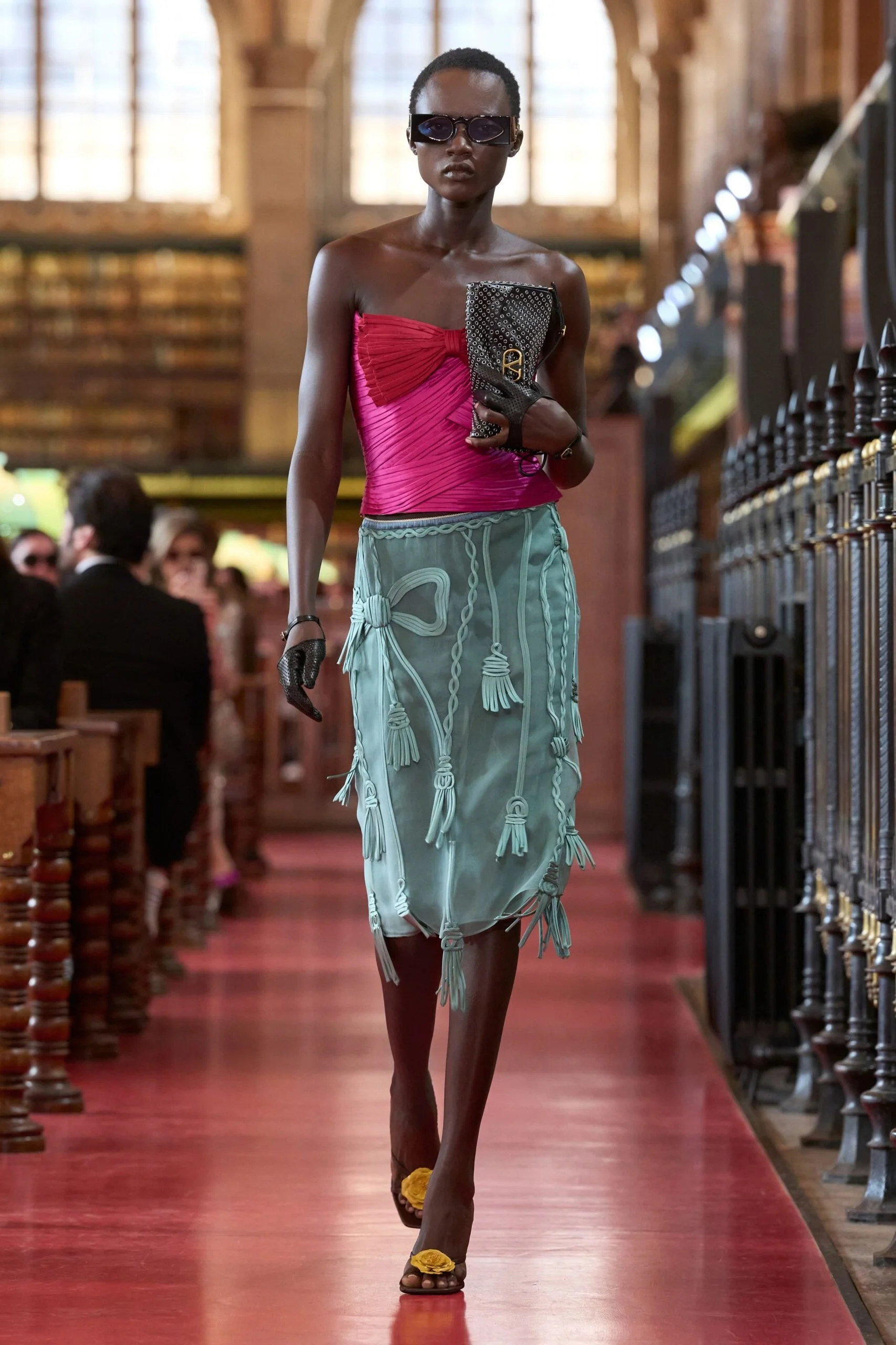 valentino-spring-2027-ready-to-wear-look-11-scaled.jpg