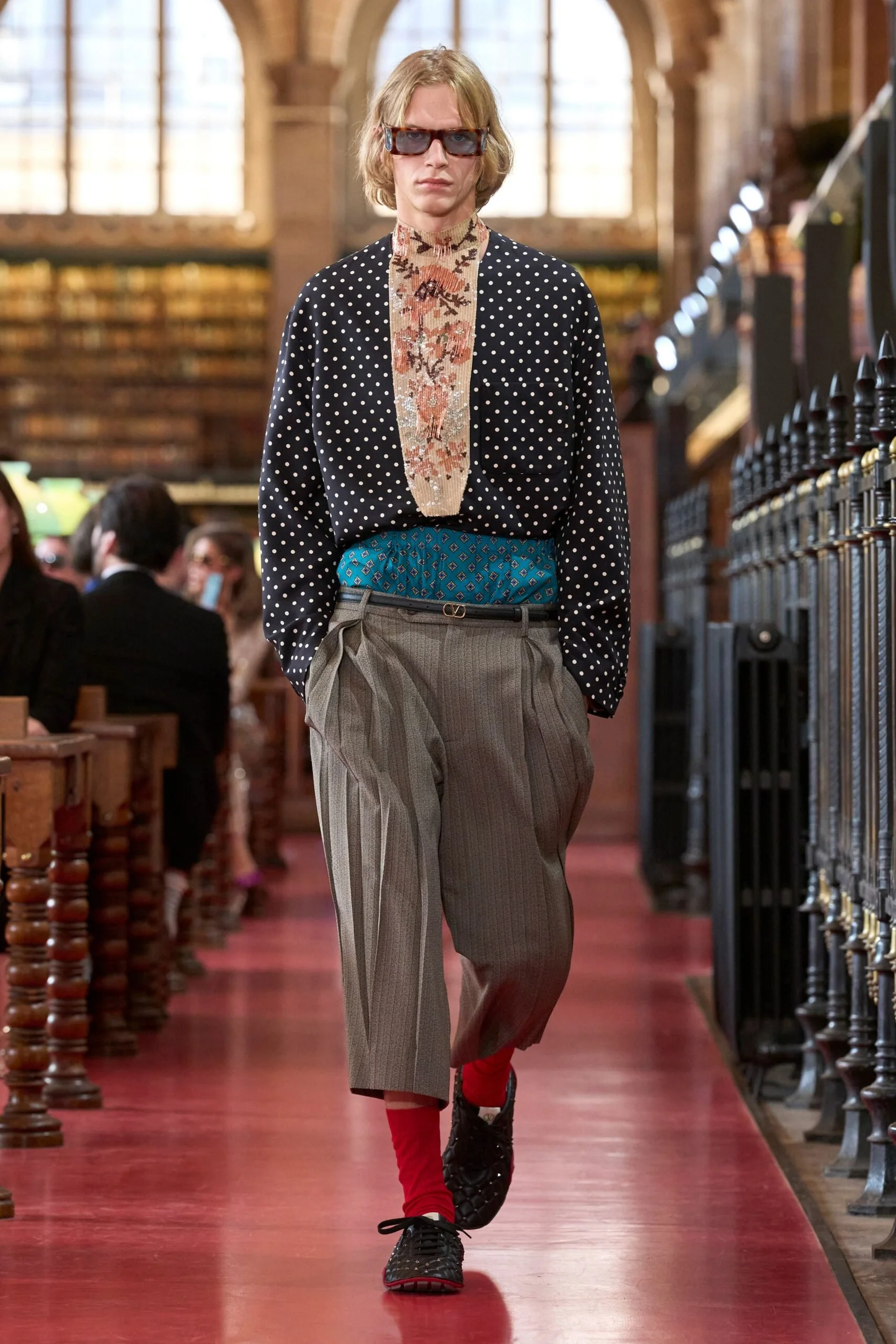 valentino-spring-2027-ready-to-wear-look-27-scaled.jpg